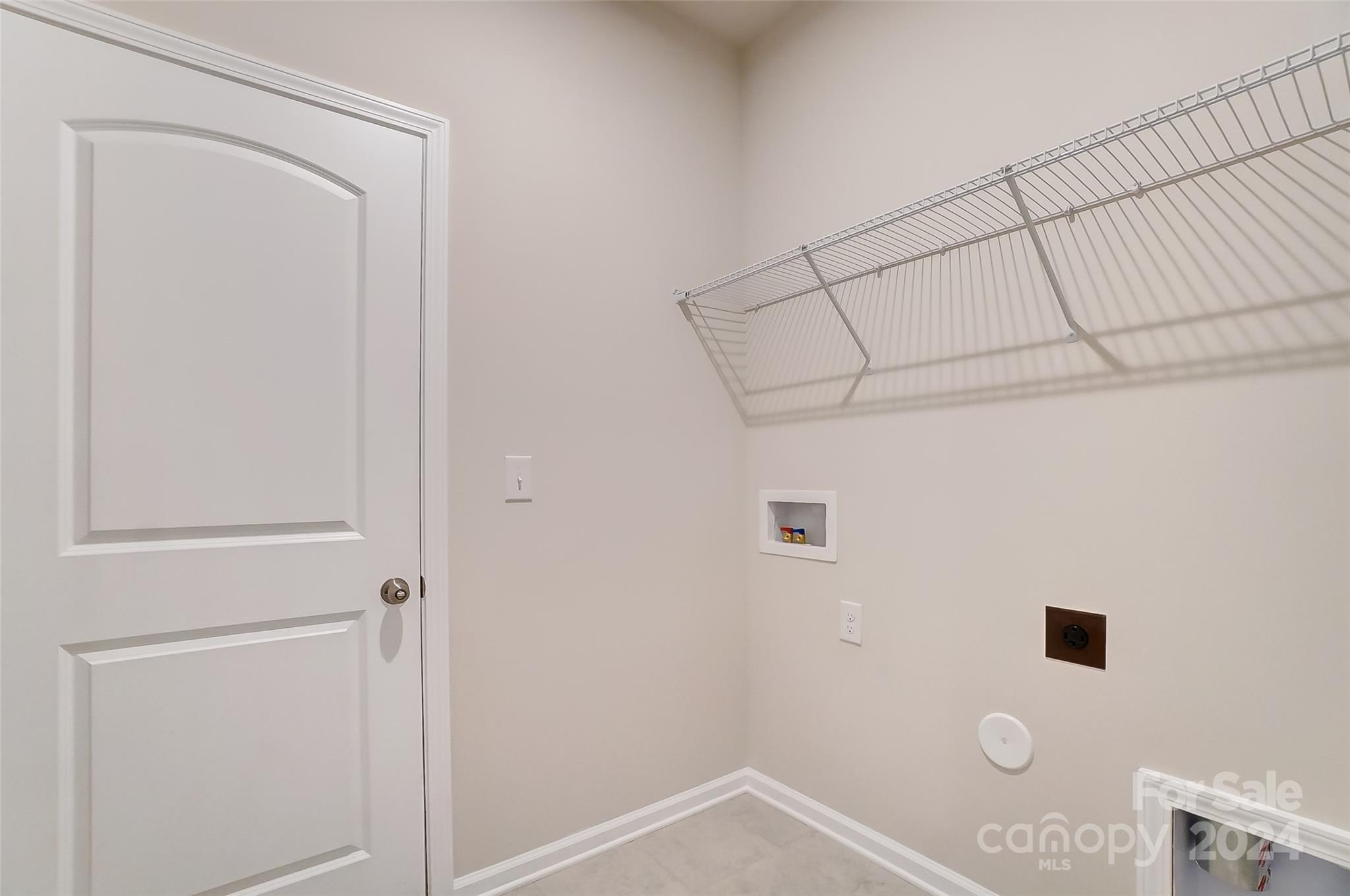 14837 Tamarack Drive