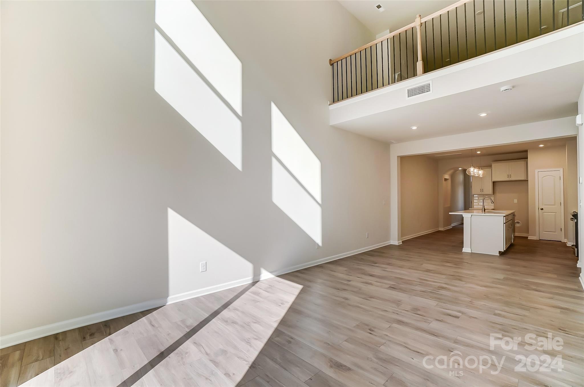 14837 Tamarack Drive