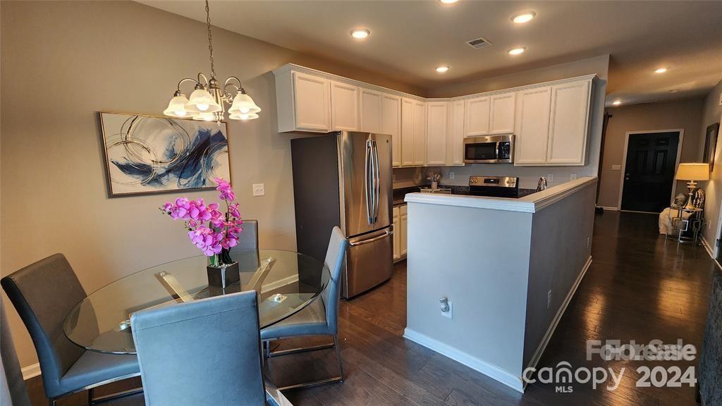 7308 Sienna Heights Place