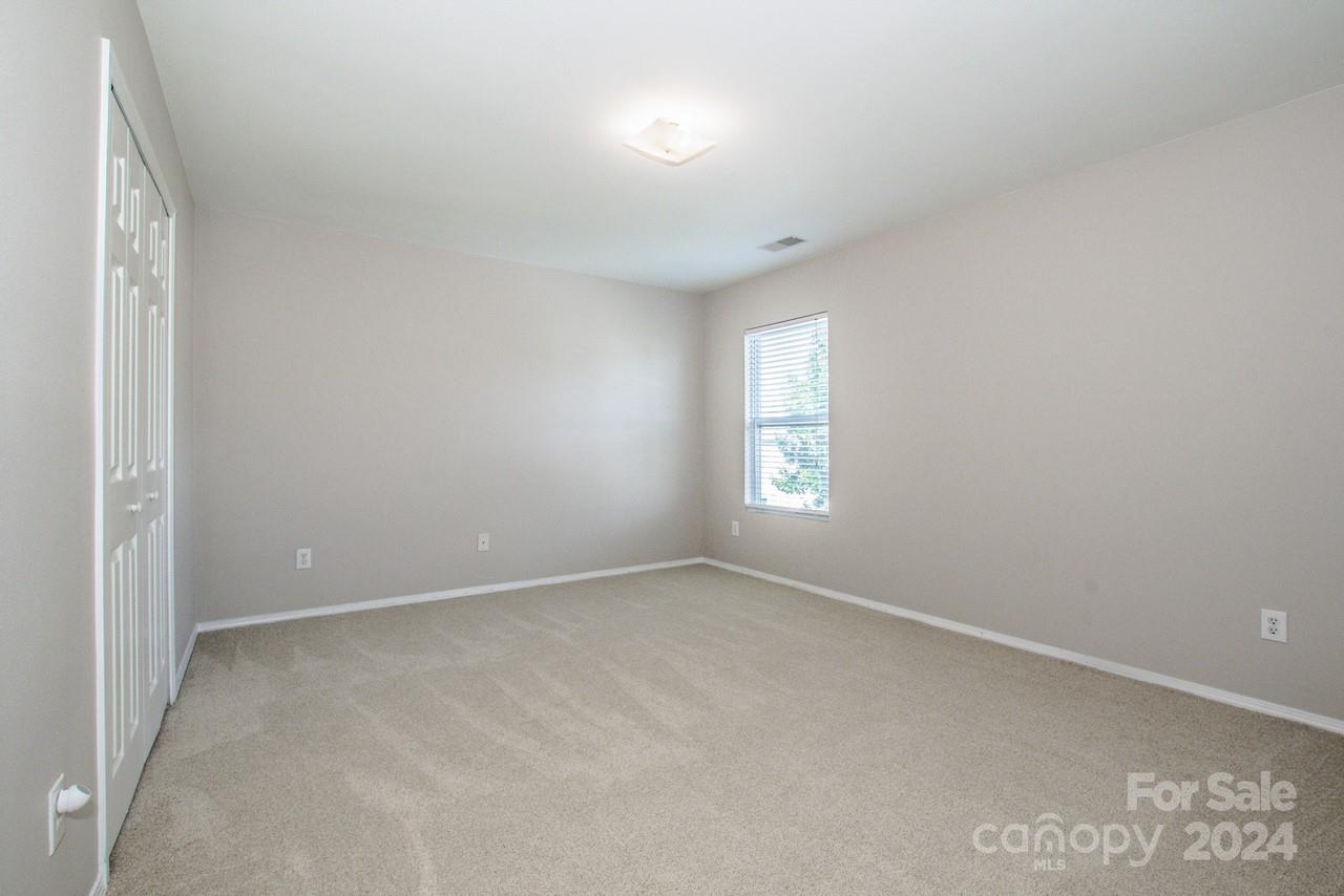 9525 Birchcroft Lane