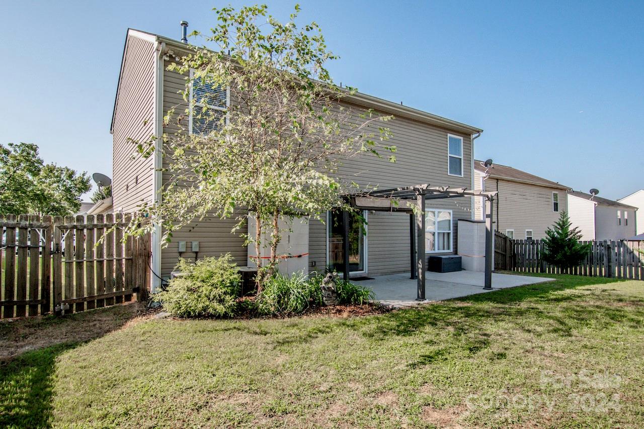 9525 Birchcroft Lane