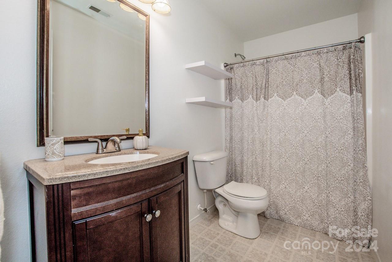 9525 Birchcroft Lane