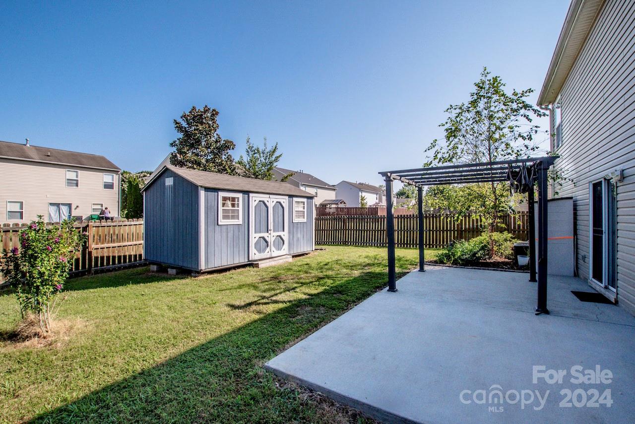 9525 Birchcroft Lane