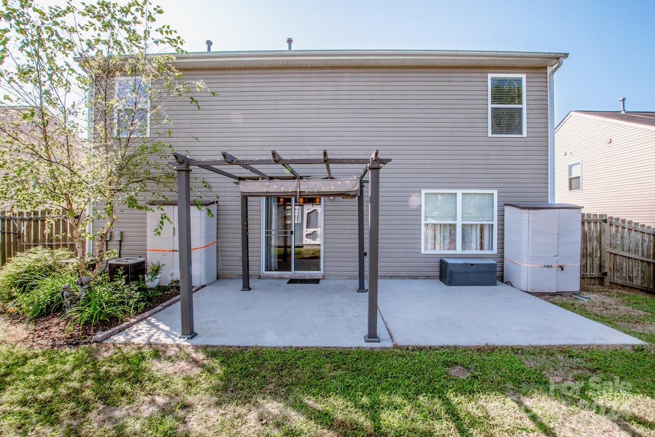 9525 Birchcroft Lane