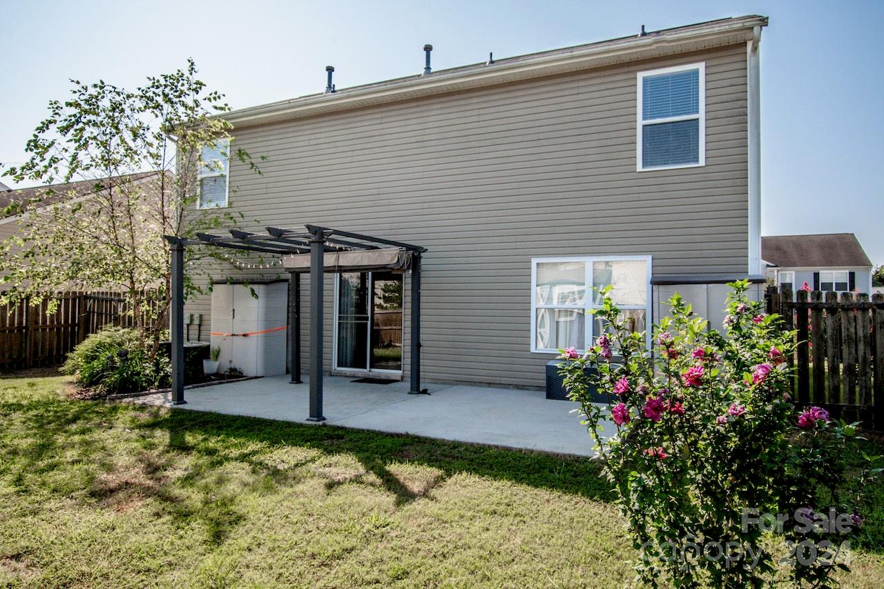 9525 Birchcroft Lane