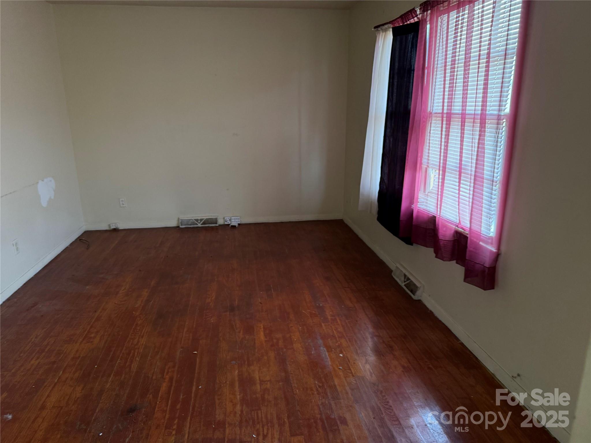1424 Montana Drive