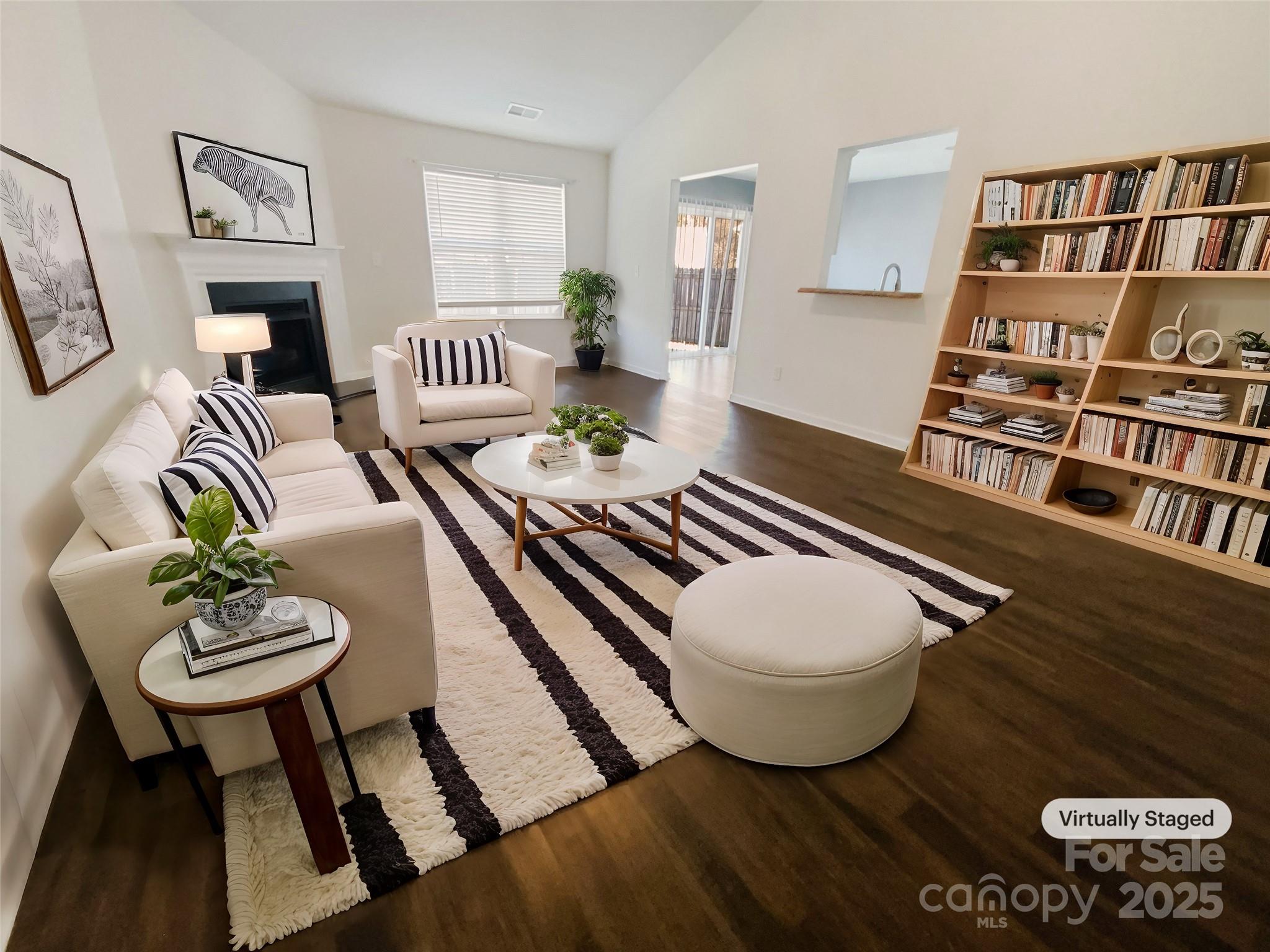 4906 Lynn Lee Circle