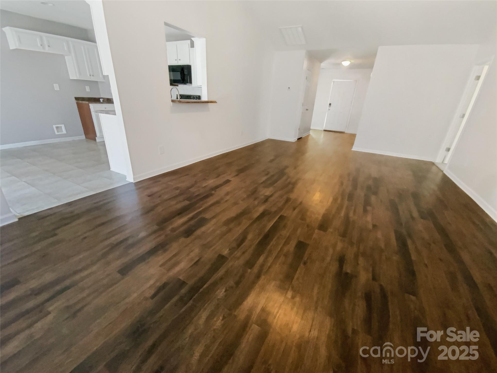 4906 Lynn Lee Circle