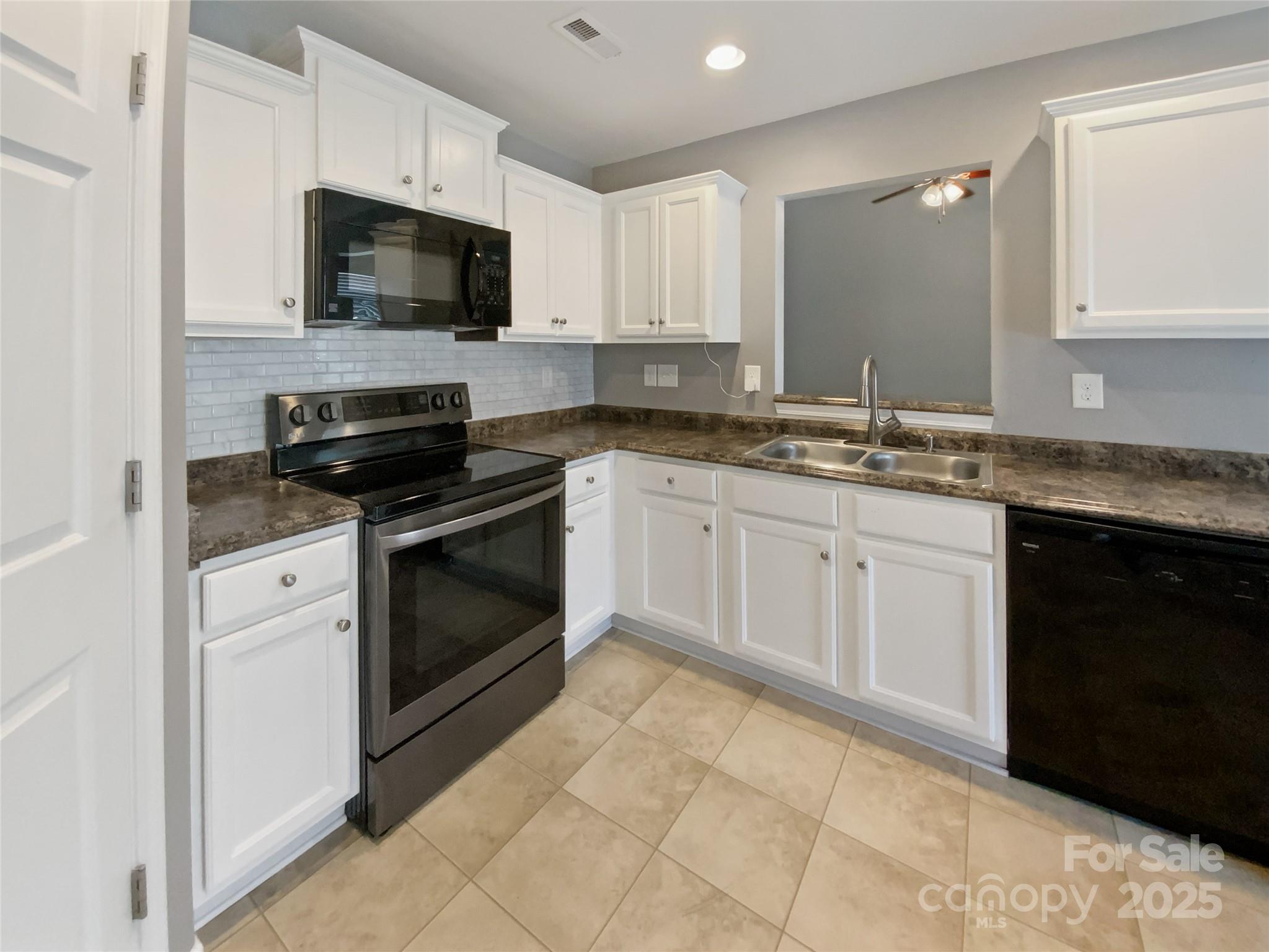 4906 Lynn Lee Circle