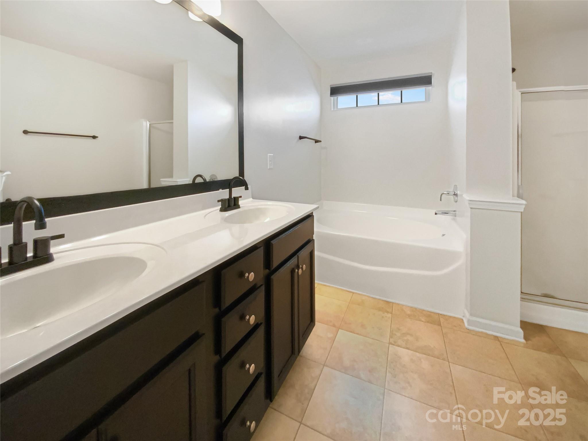 4906 Lynn Lee Circle