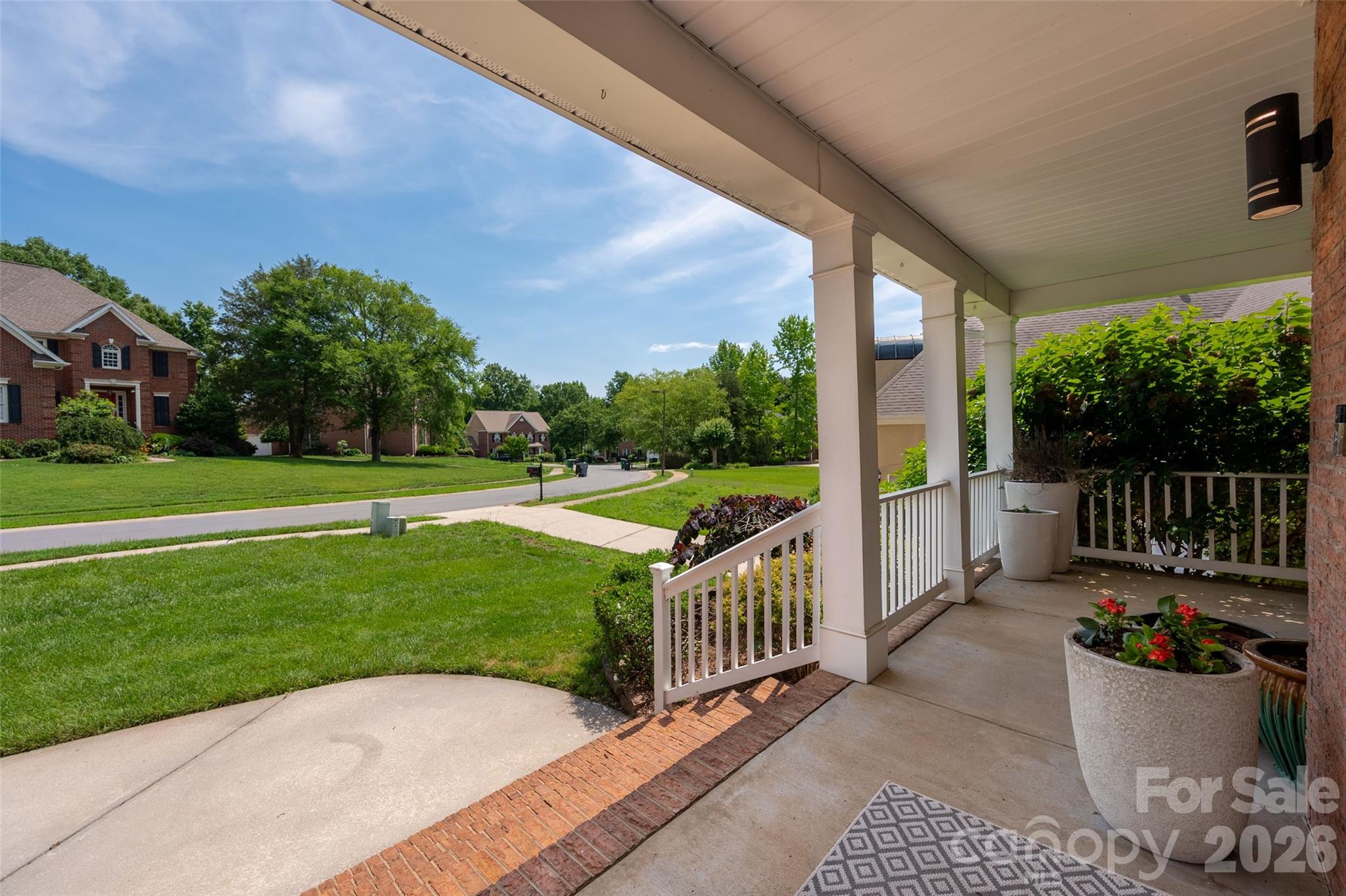 8127 Grahamson Lane