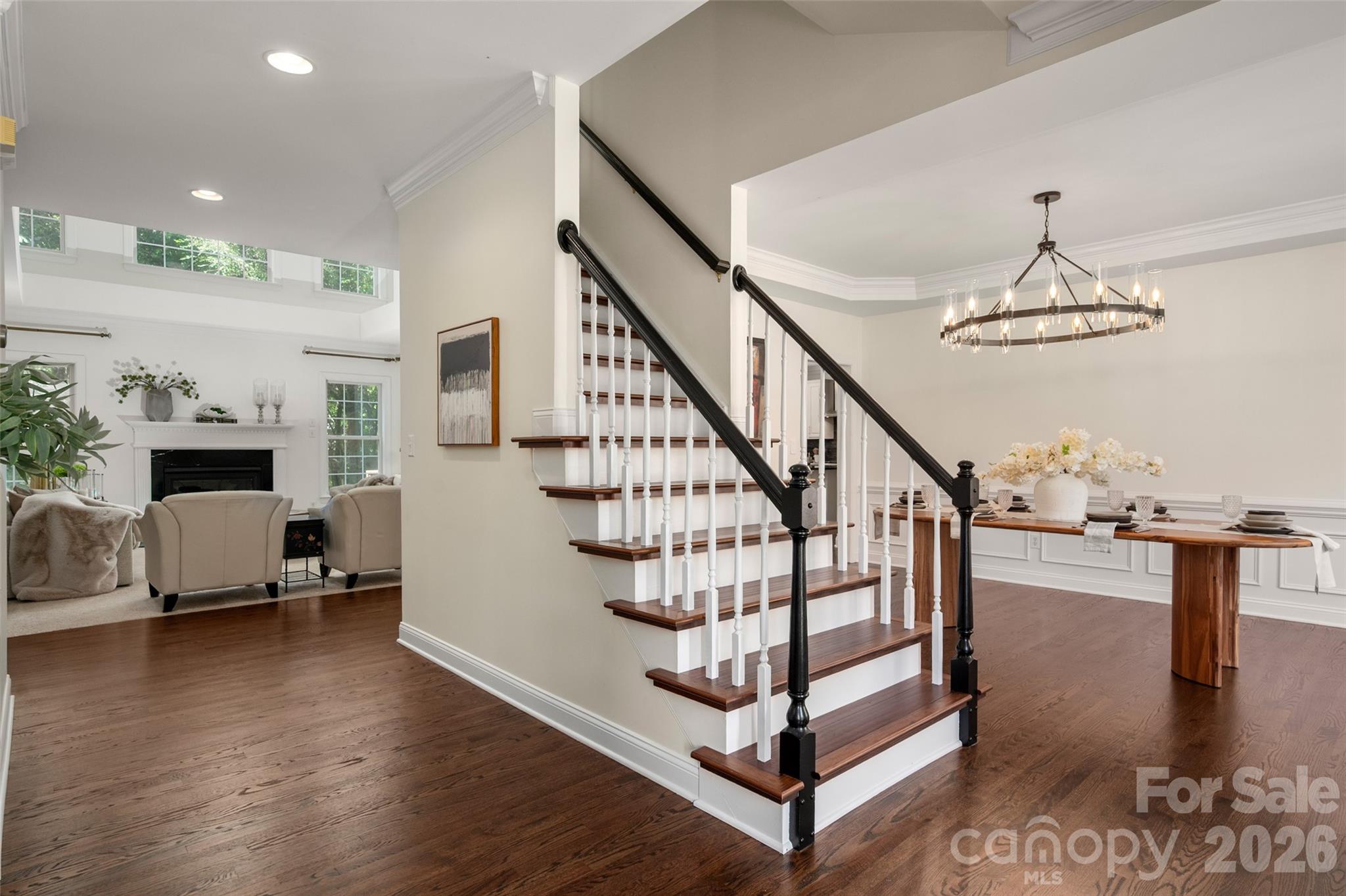 8127 Grahamson Lane