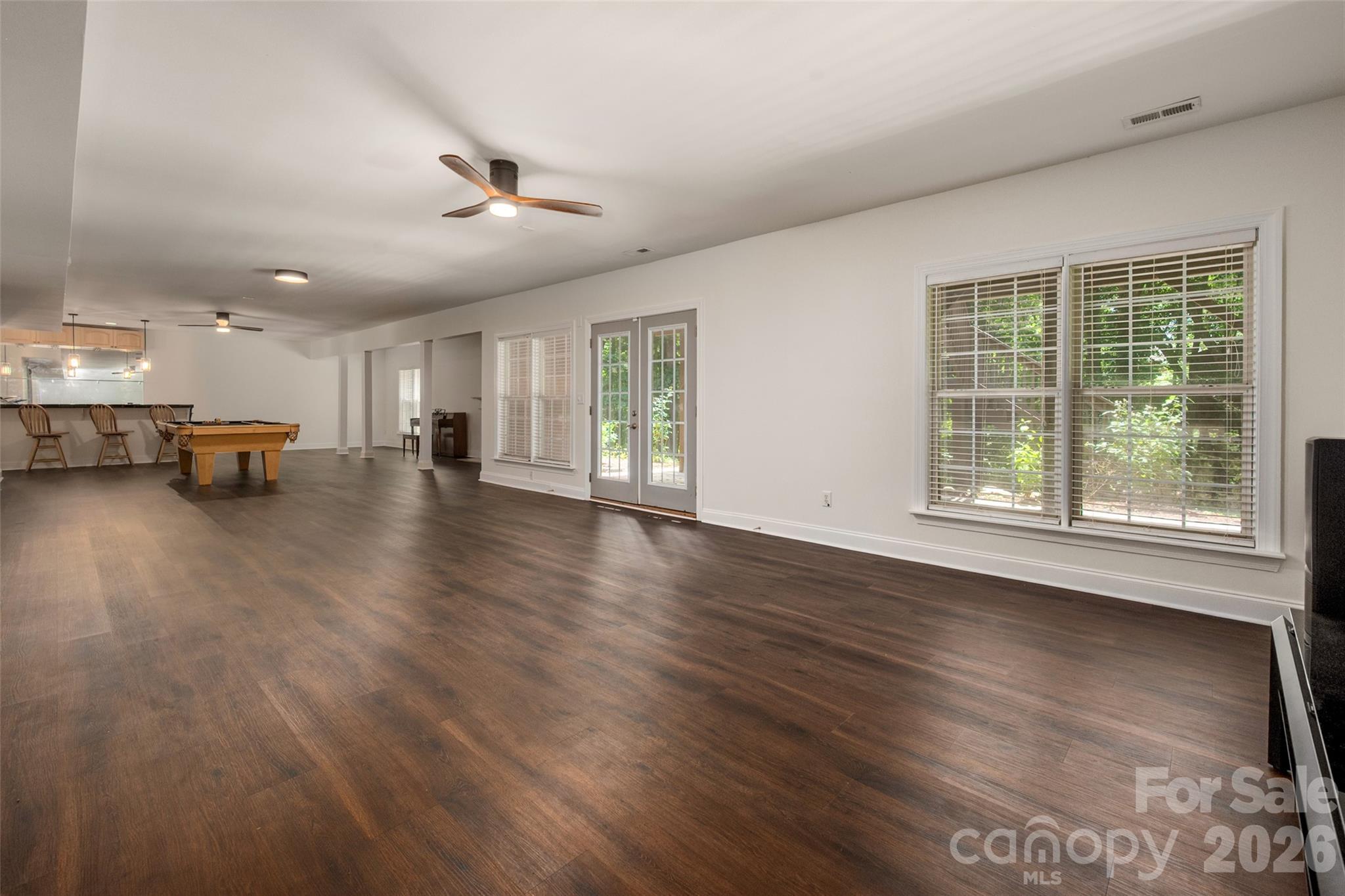 8127 Grahamson Lane