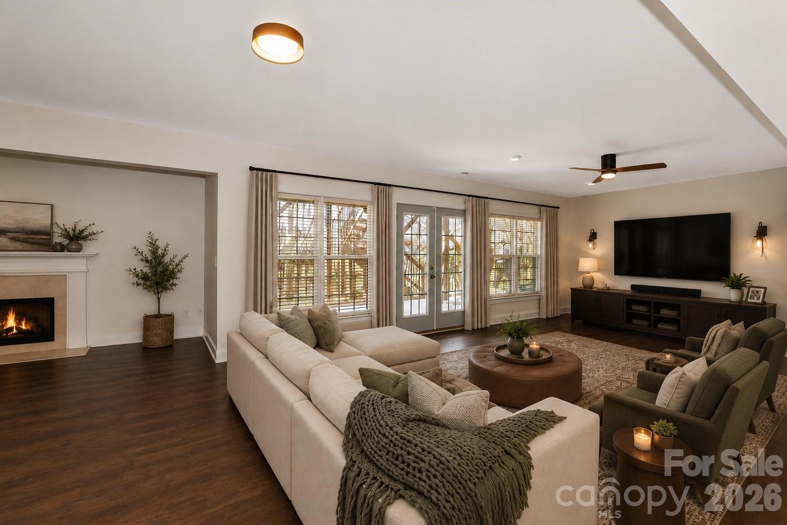8127 Grahamson Lane