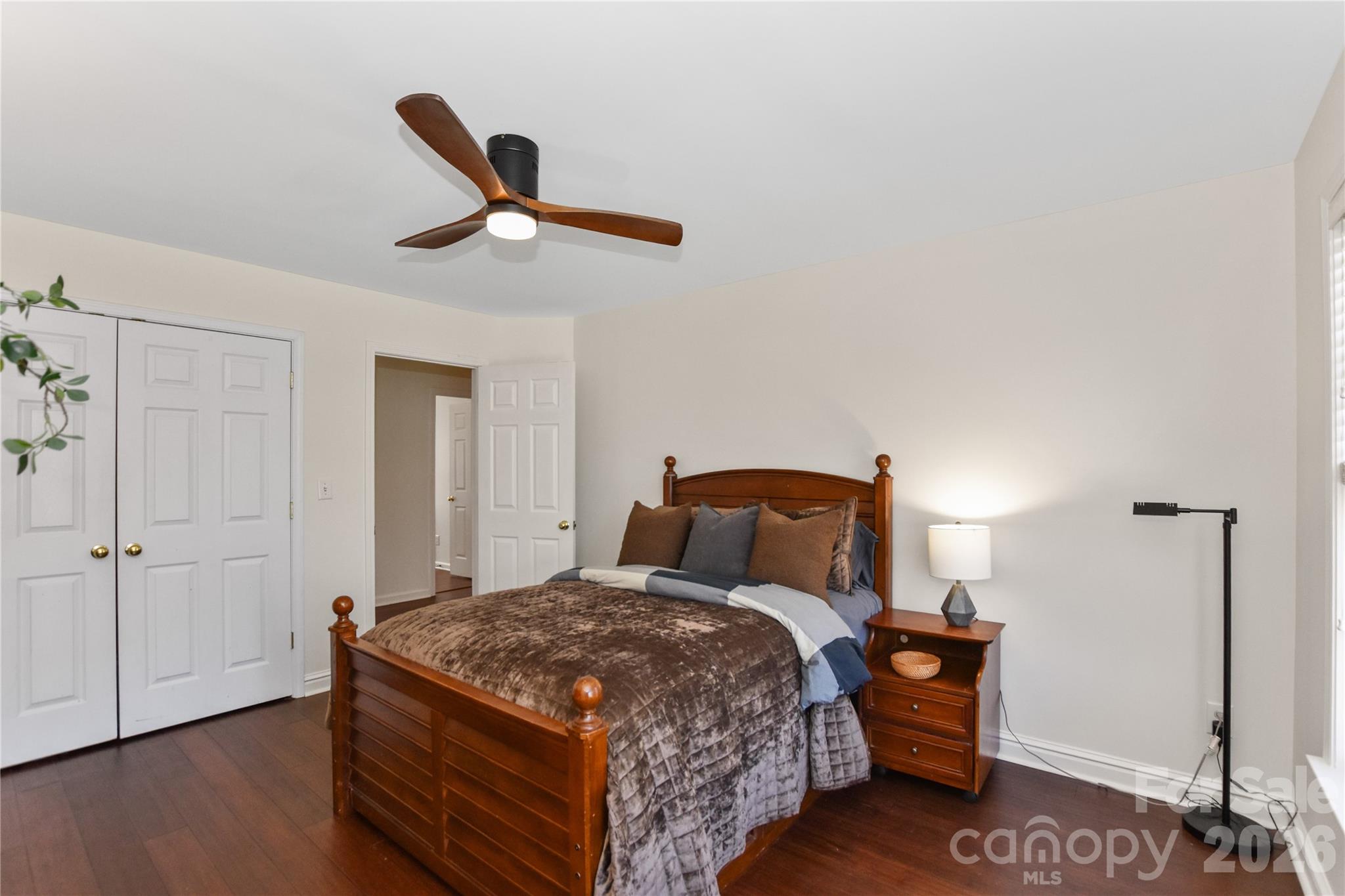 8127 Grahamson Lane