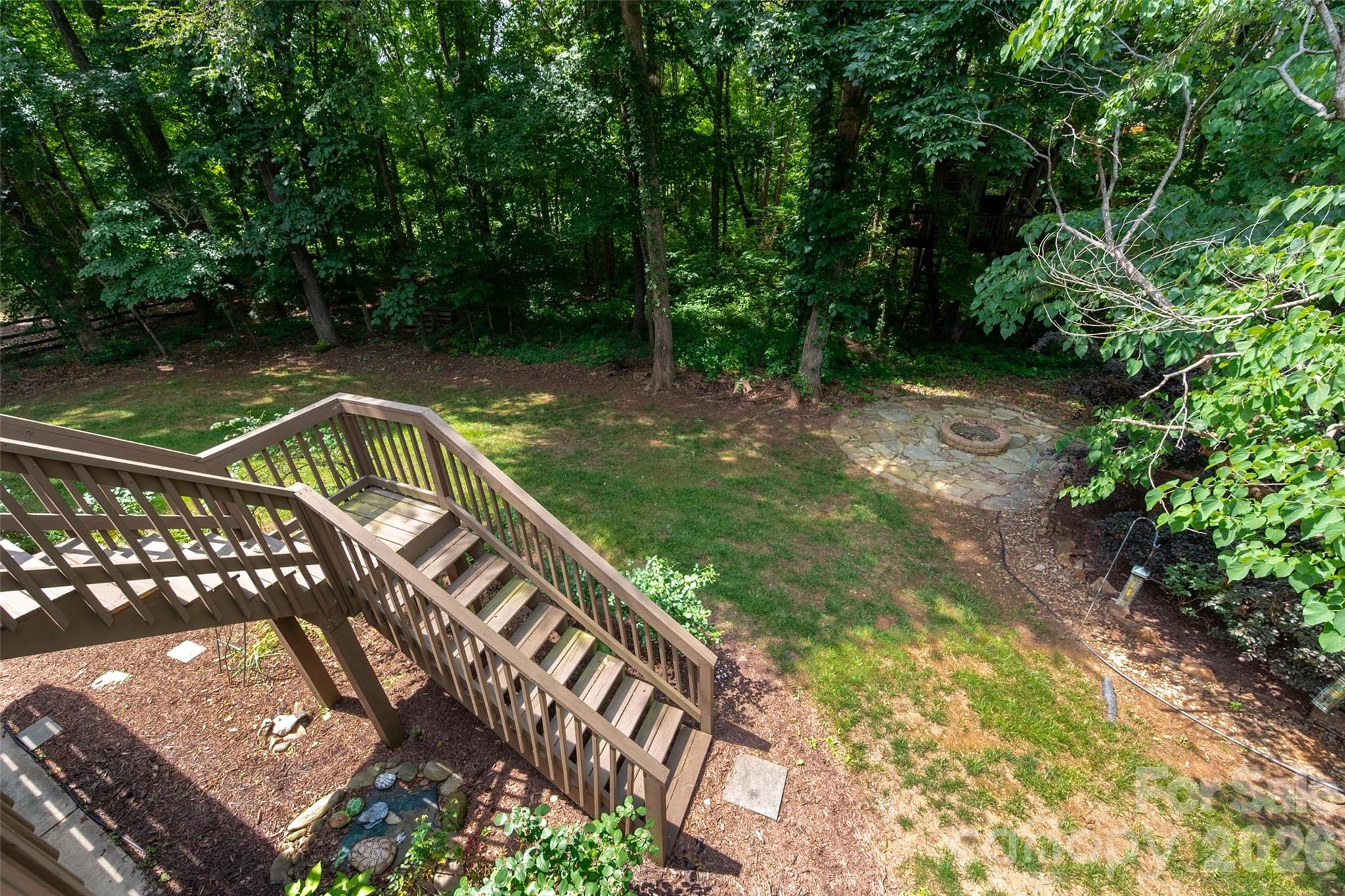 8127 Grahamson Lane