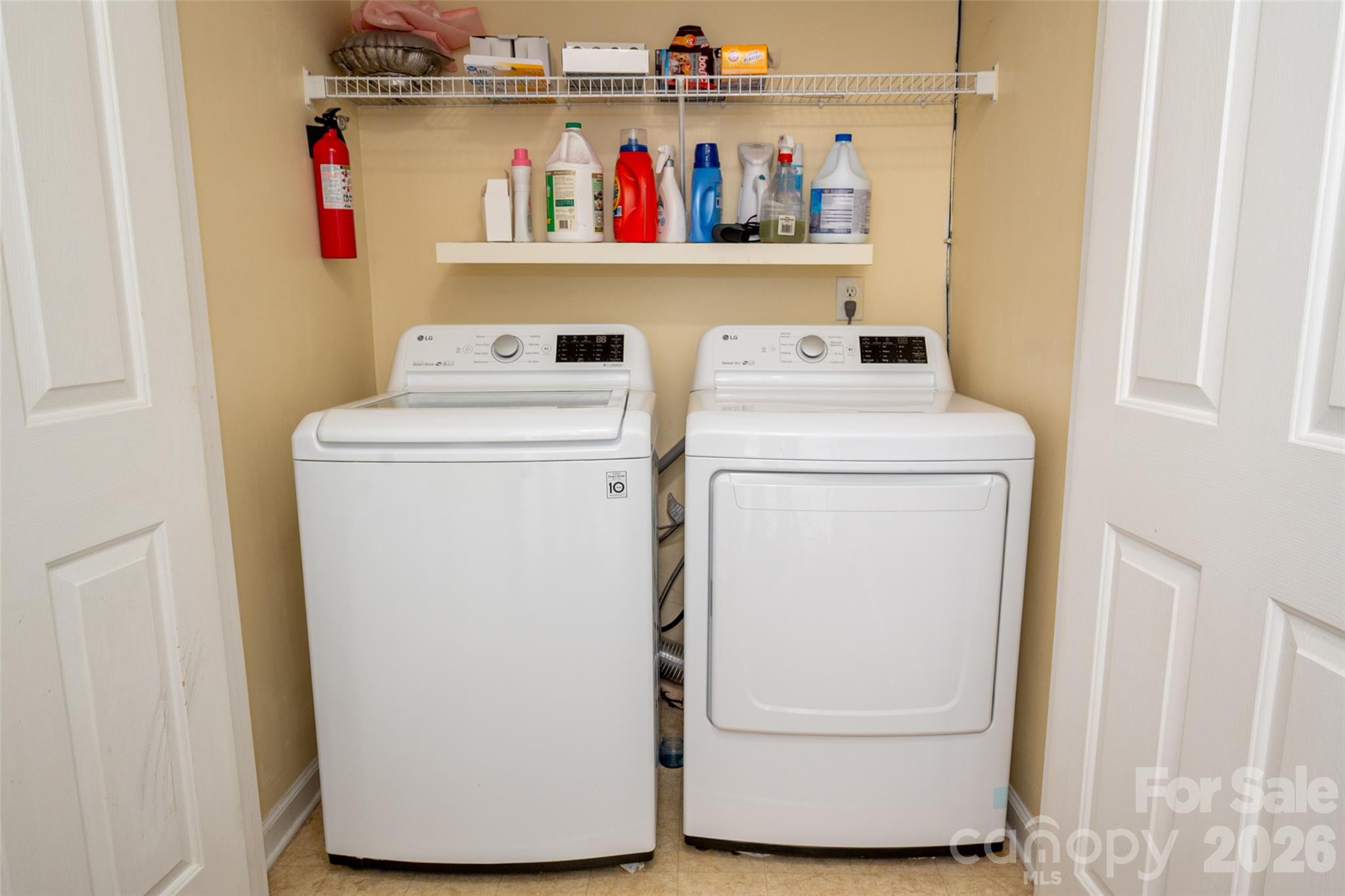 9122 Swallow Tail Lane