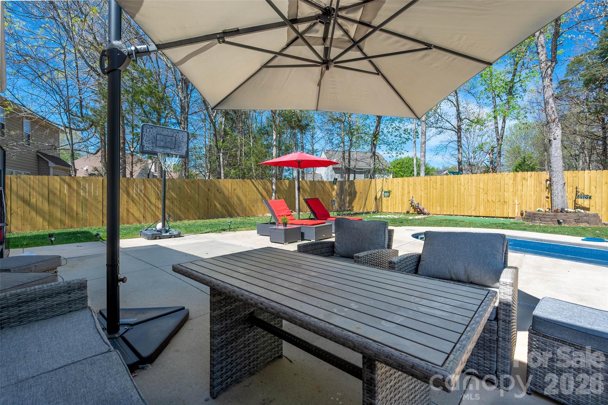 9122 Swallow Tail Lane