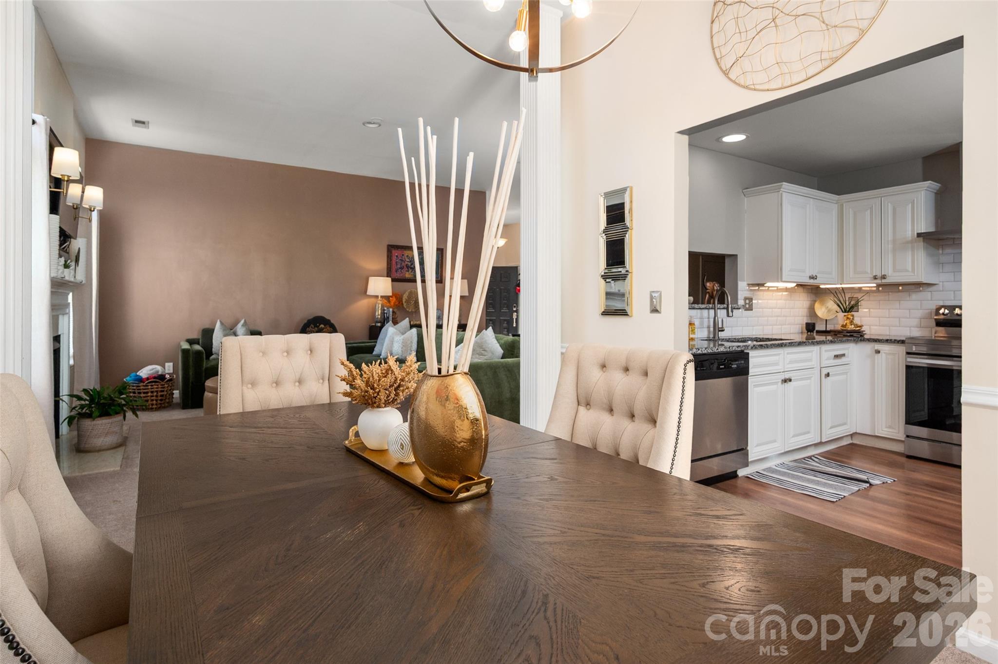 9122 Swallow Tail Lane