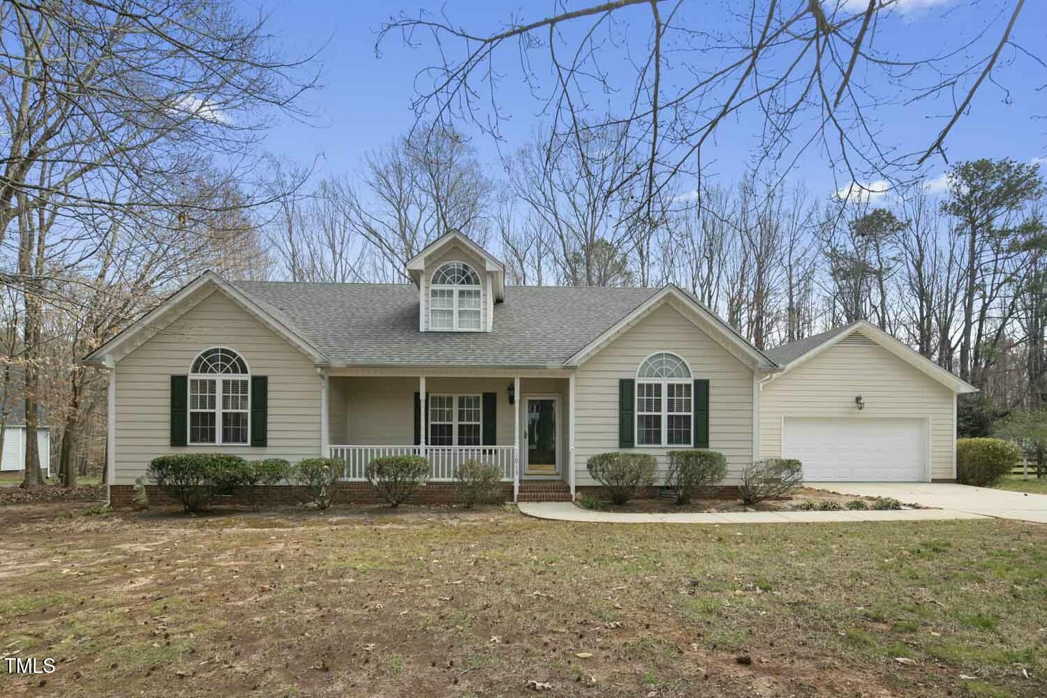 1013 Minnie Drive