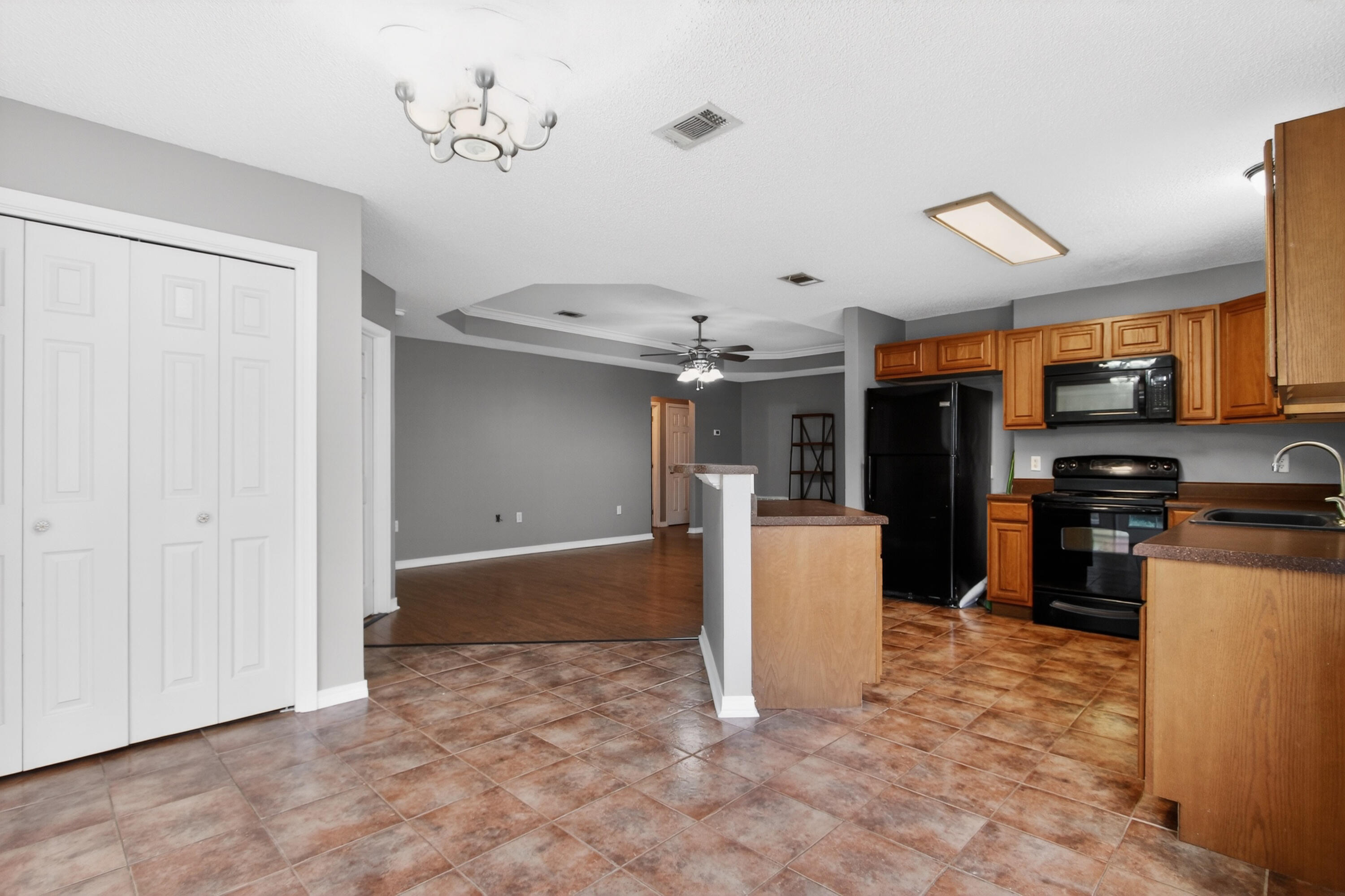 203 8th Avenue