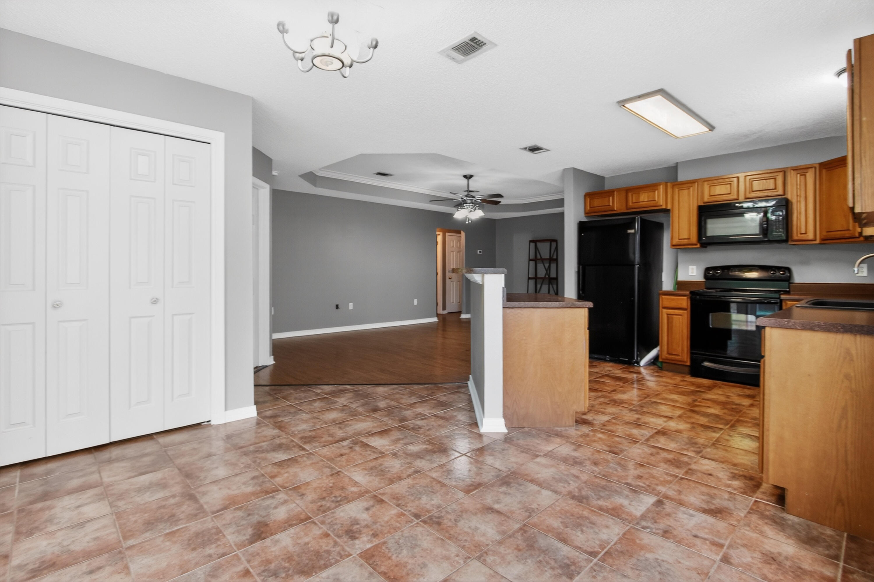 203 8th Avenue