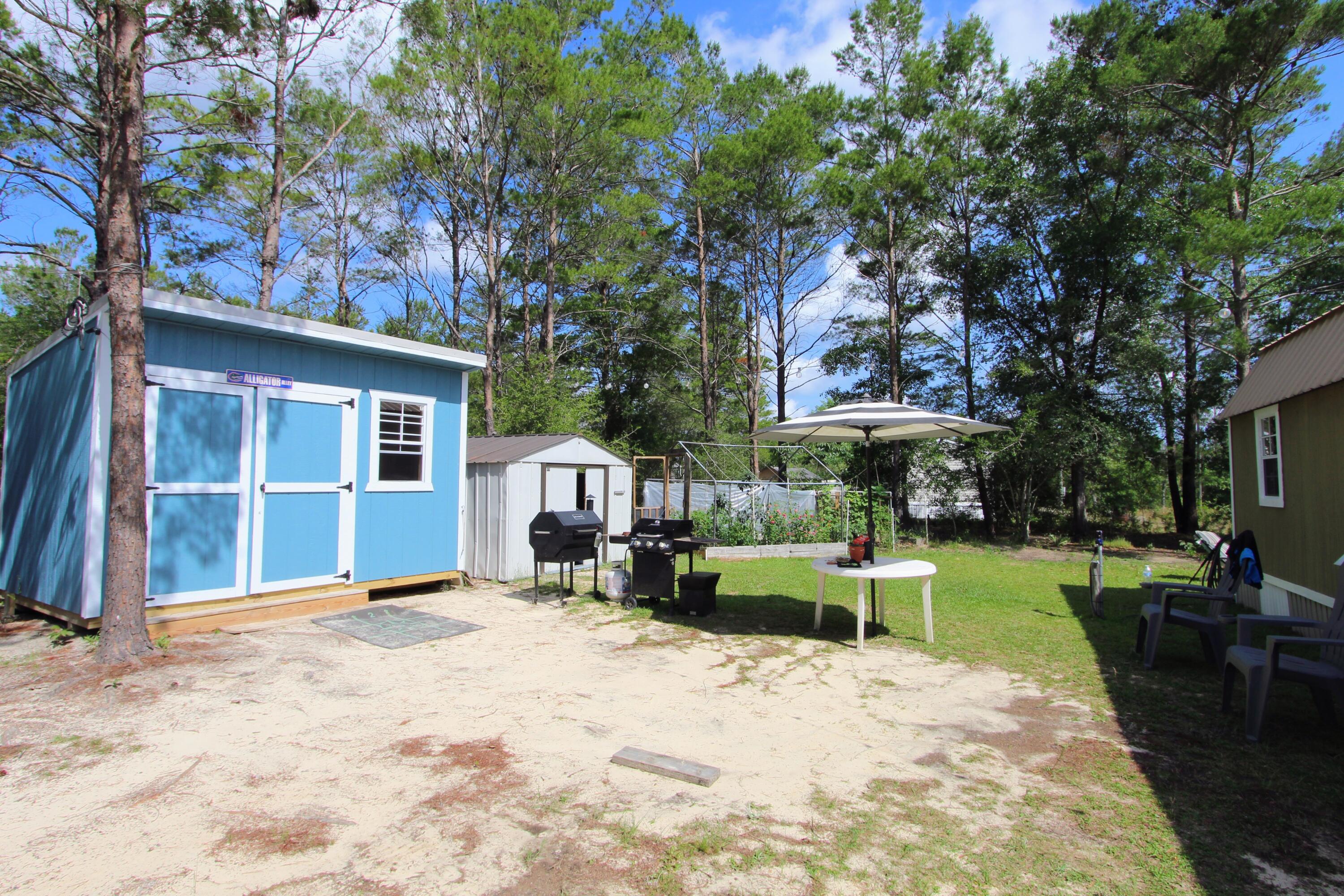 28 Meteyard Lane, DeFuniak Springs