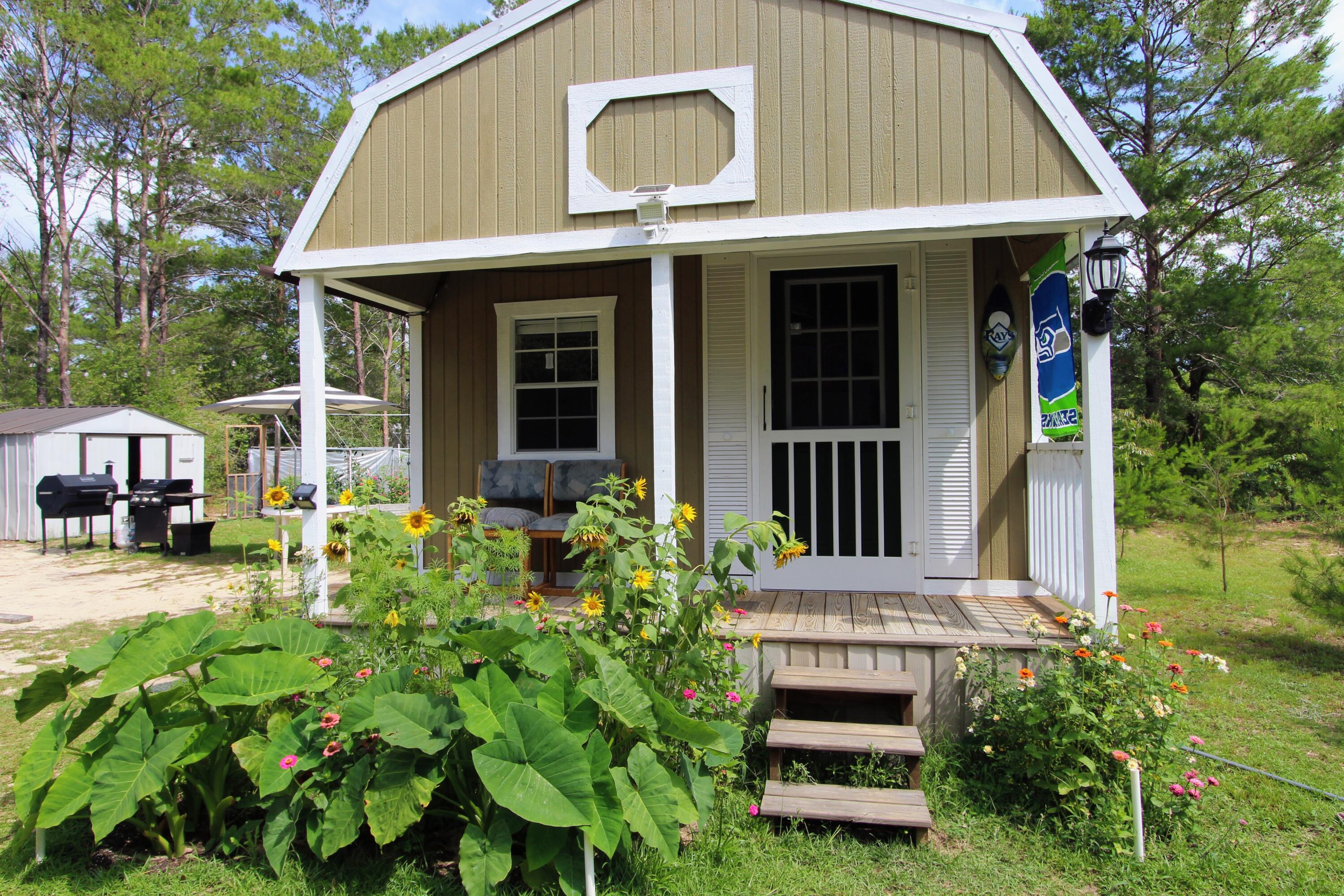 28 Meteyard Lane, DeFuniak Springs