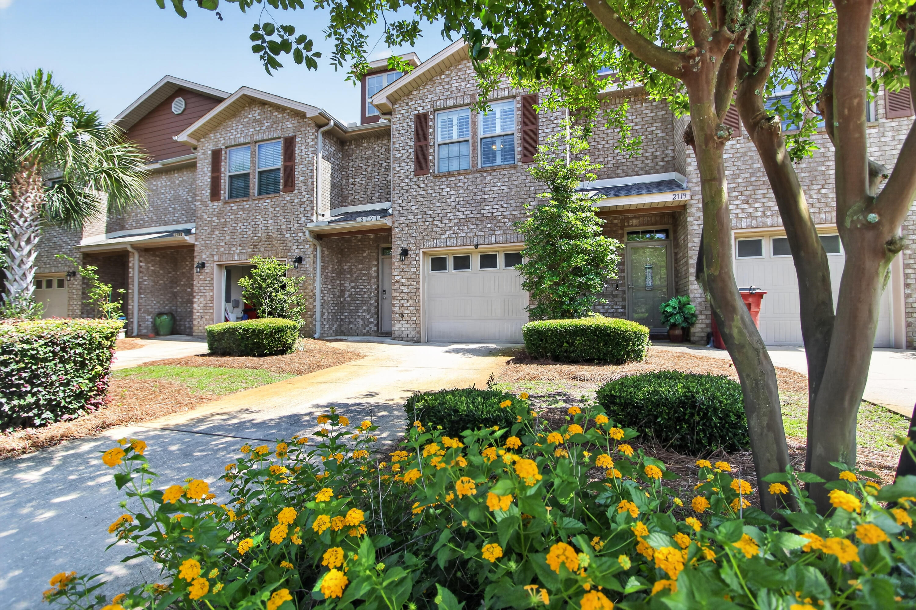 2121 Wilsons Plover Circle
