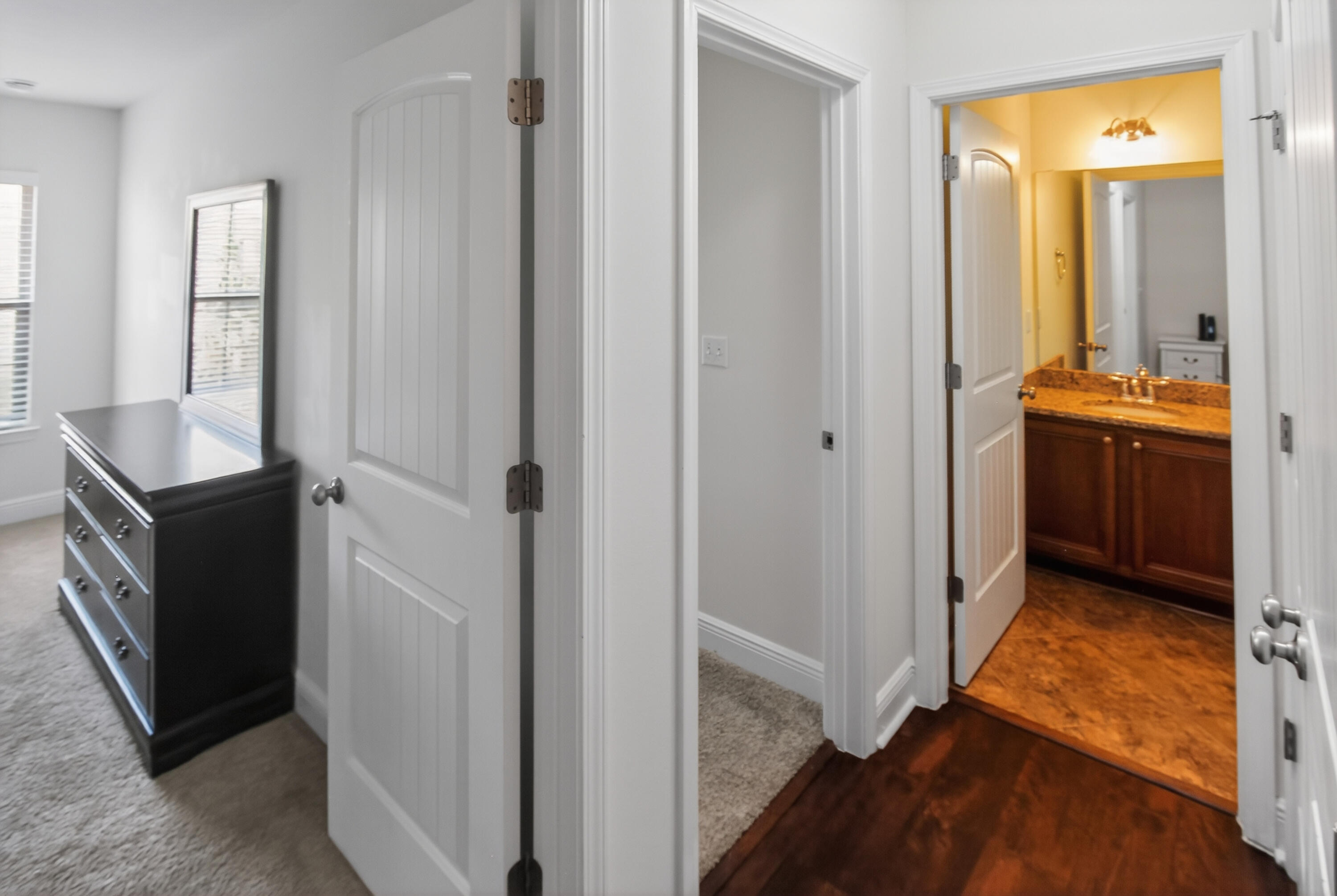 2121 Wilsons Plover Circle