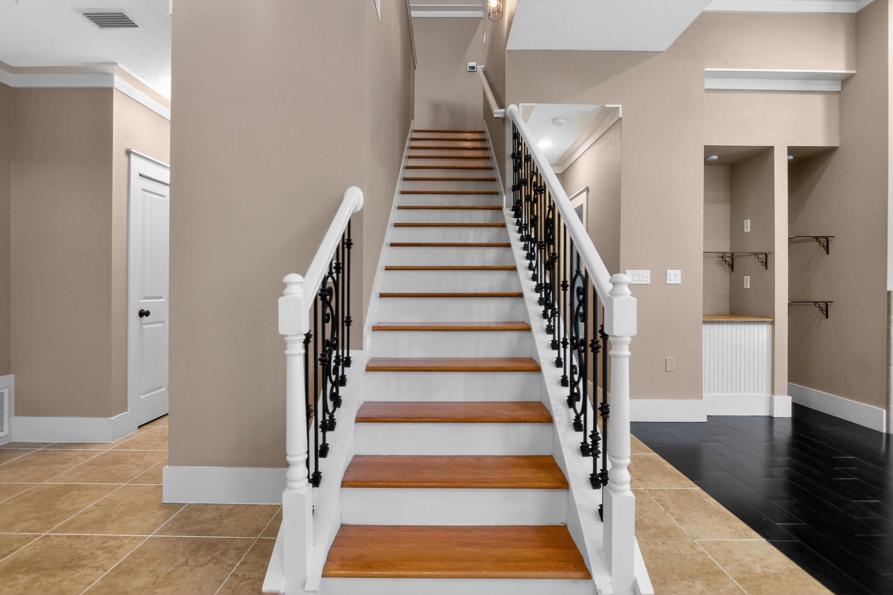 4196 Mossy Cove Court