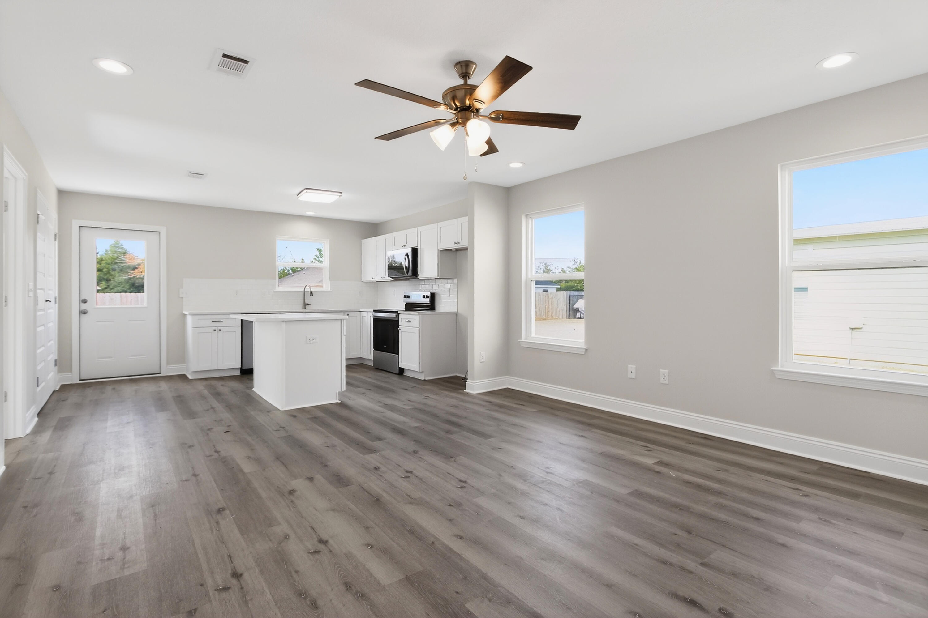 5434 Bayleaf Drive