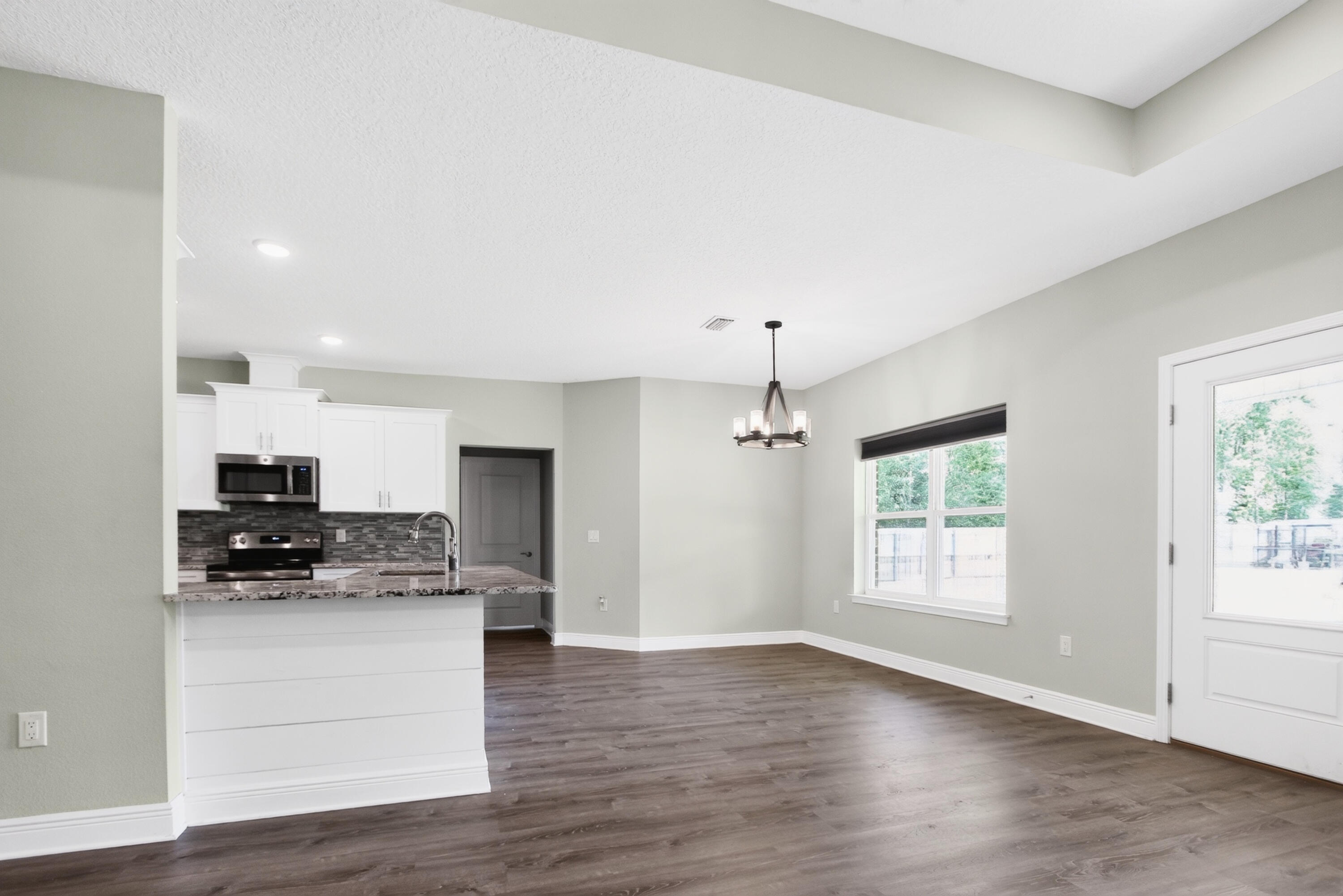 11254 Silverton Drive