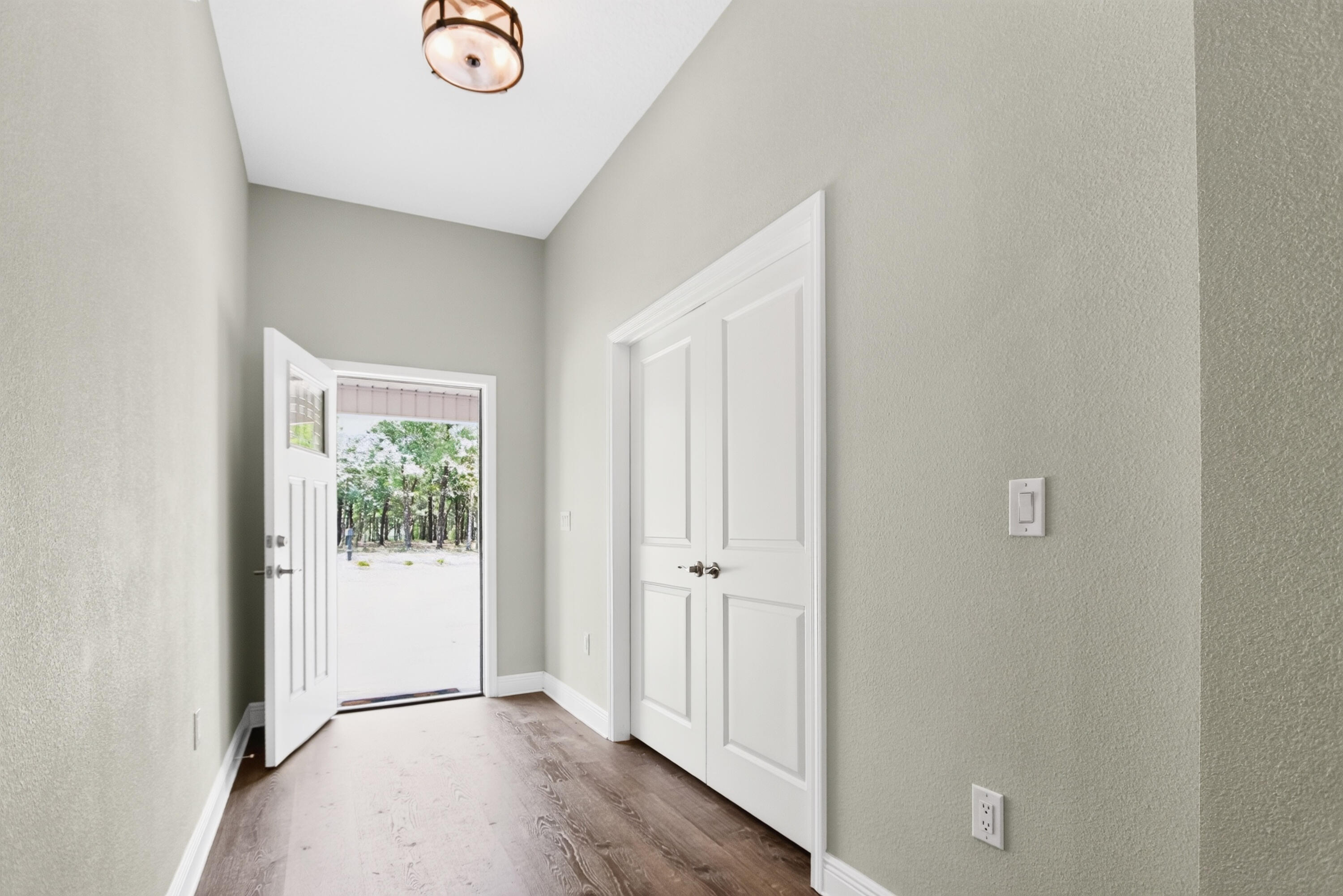 11254 Silverton Drive