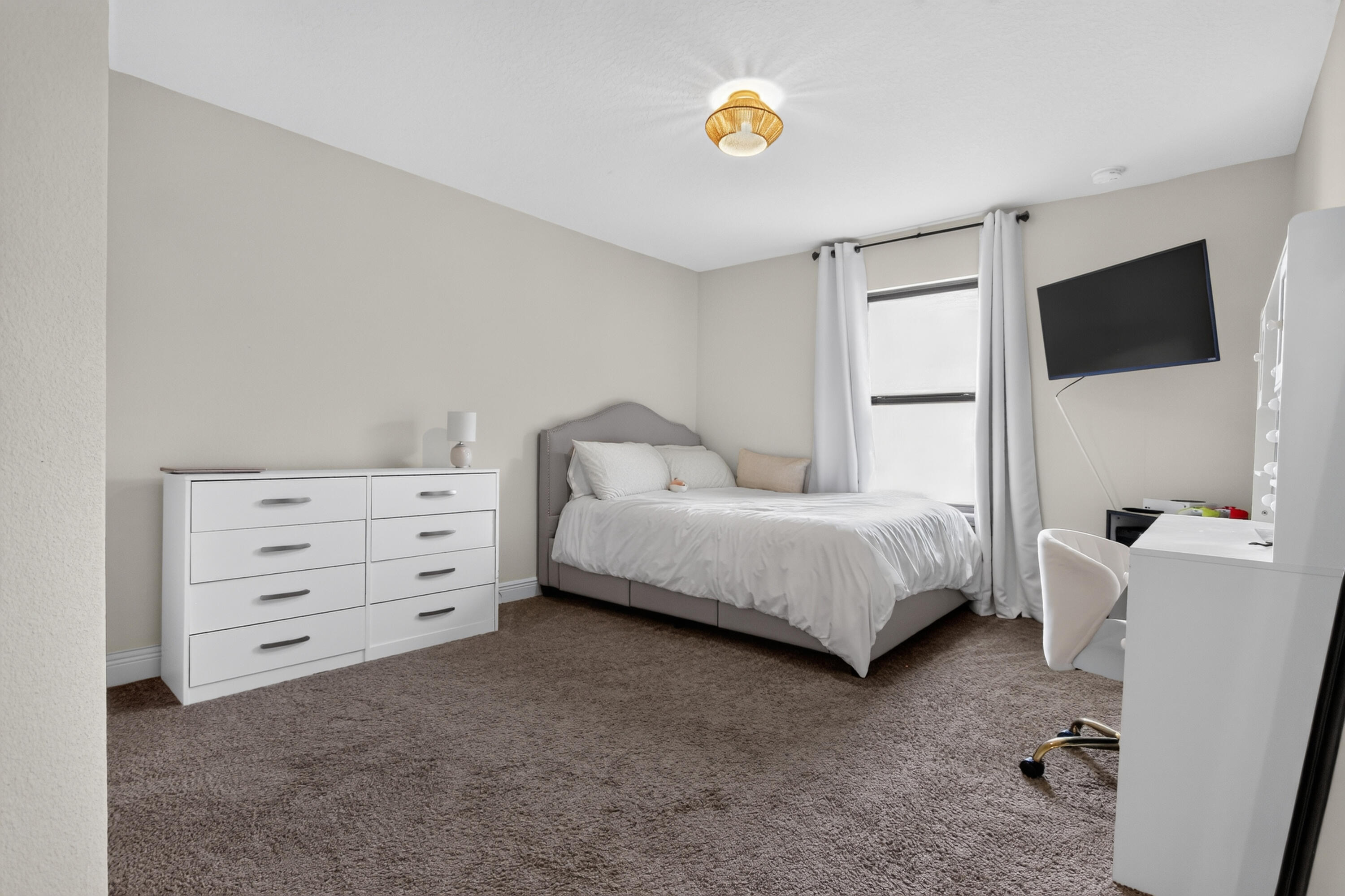 2214 Jernigan Drive
