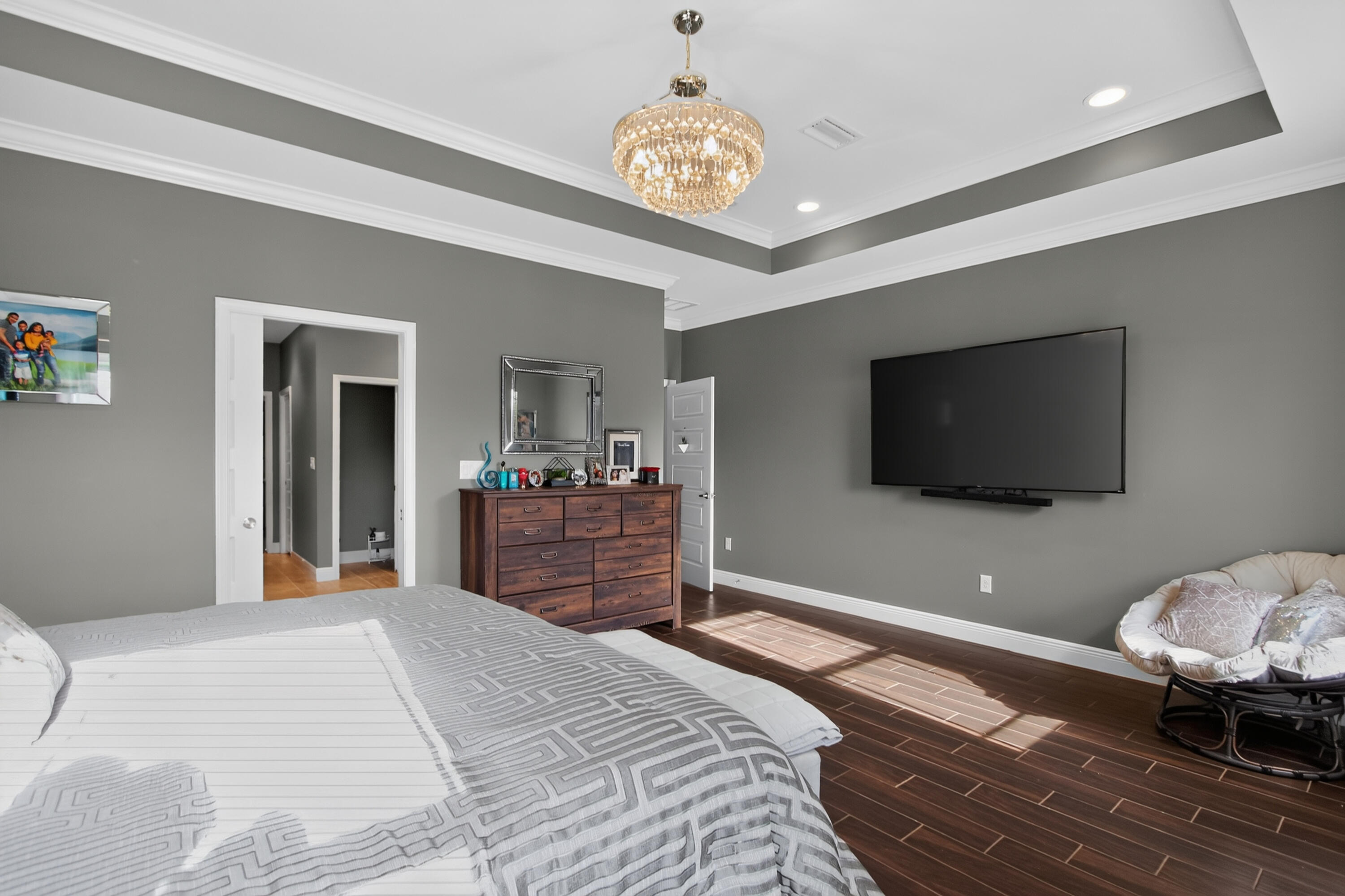 5522 Frontier Drive