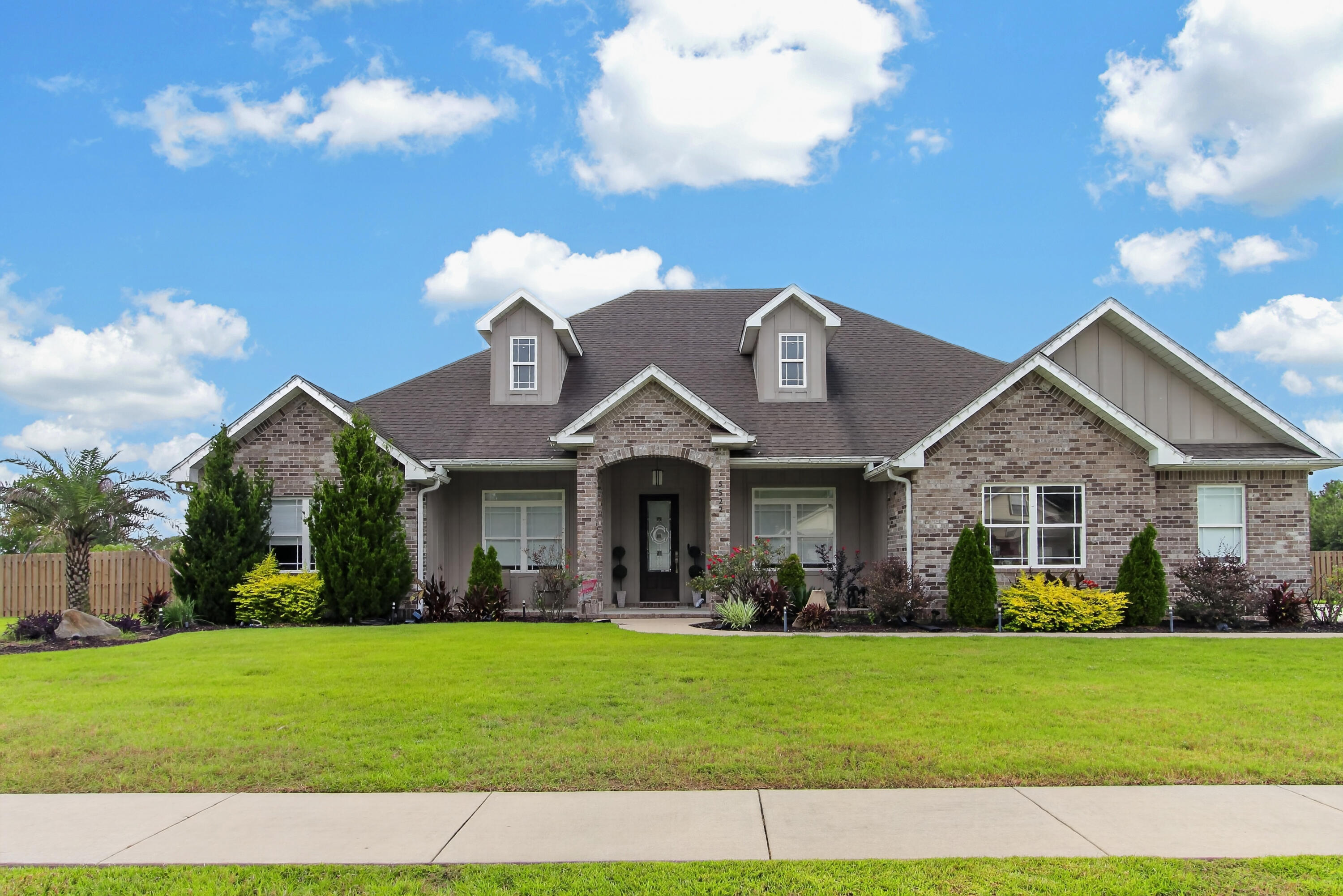 5522 Frontier Drive