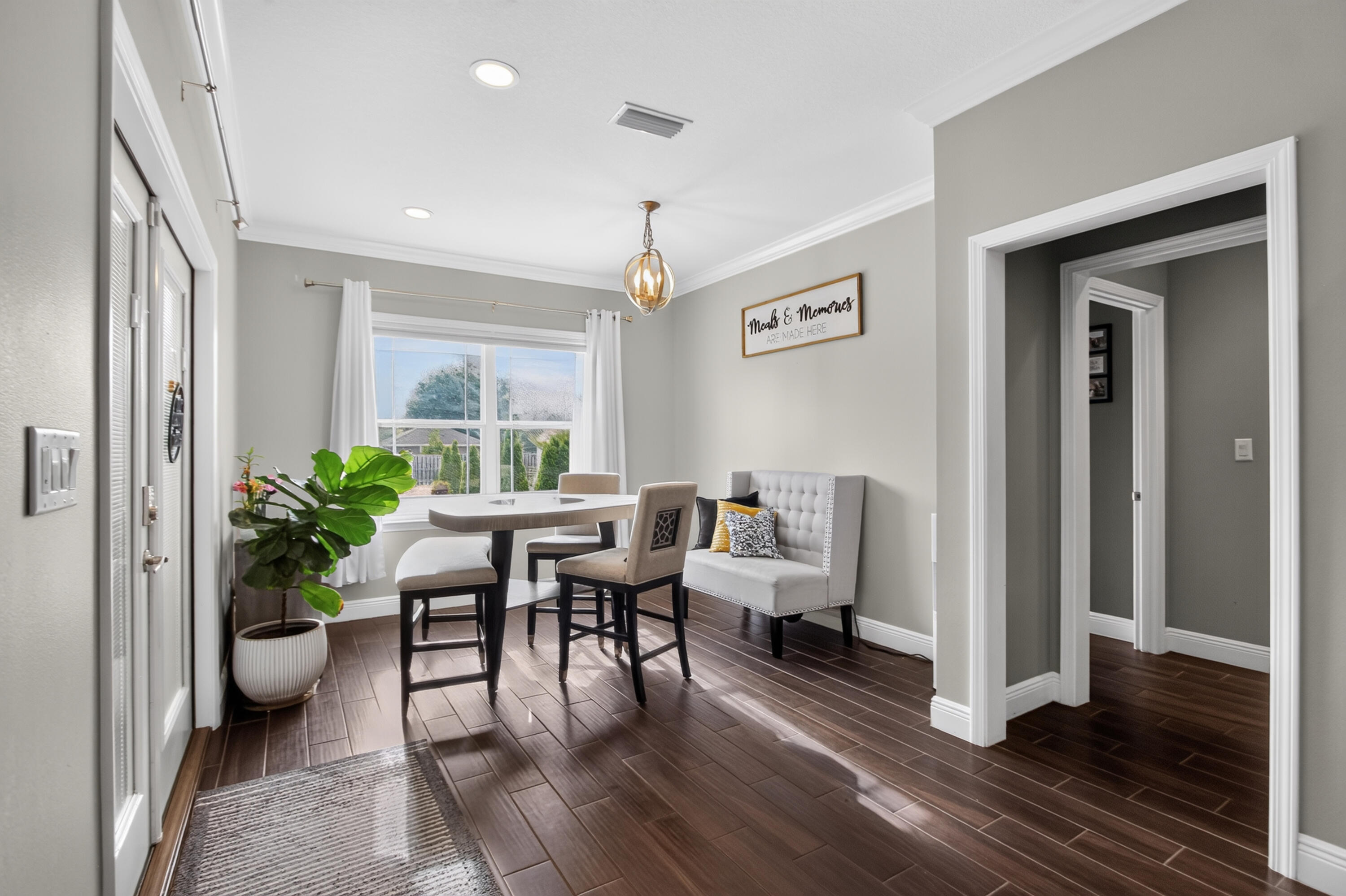 5522 Frontier Drive