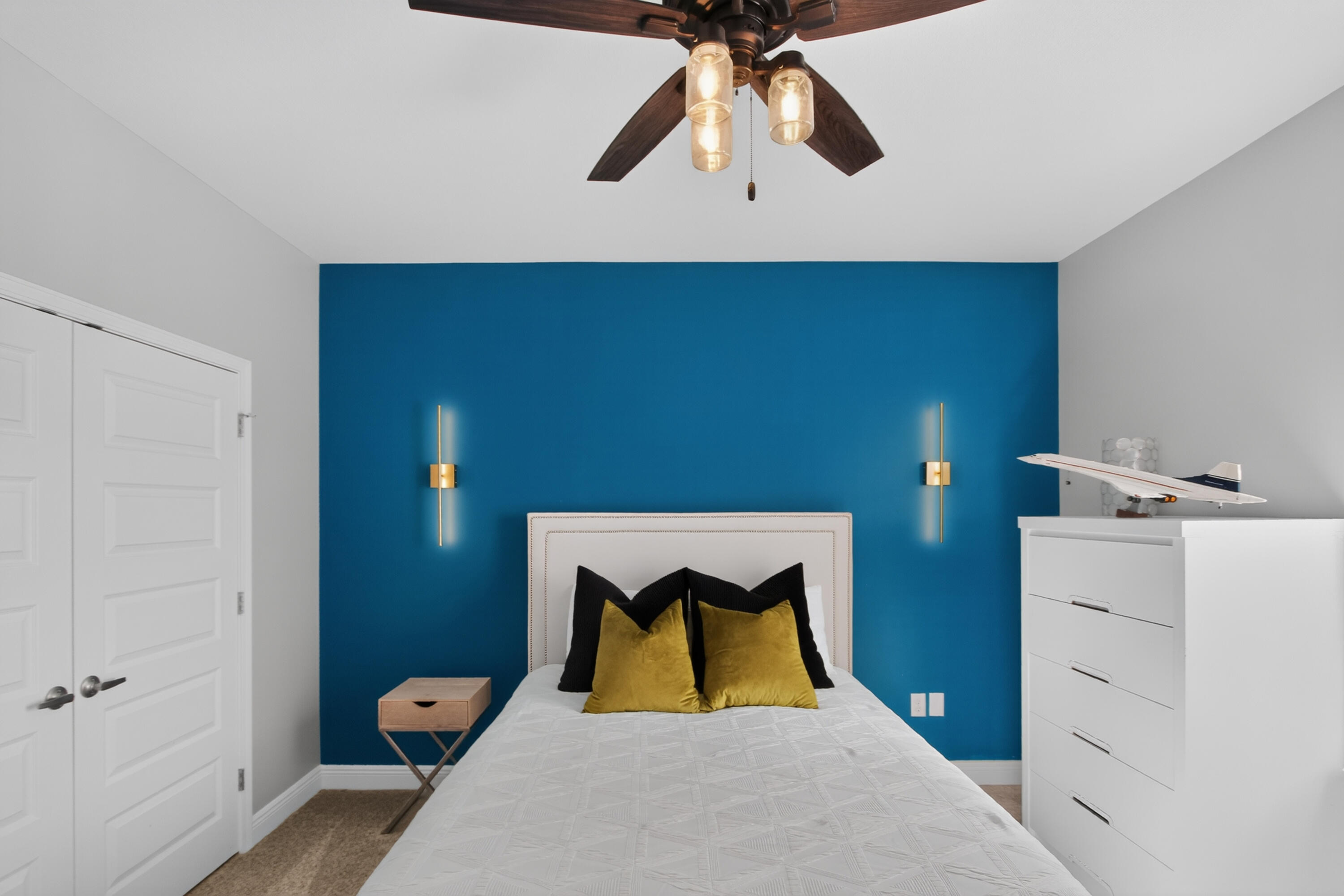 5522 Frontier Drive