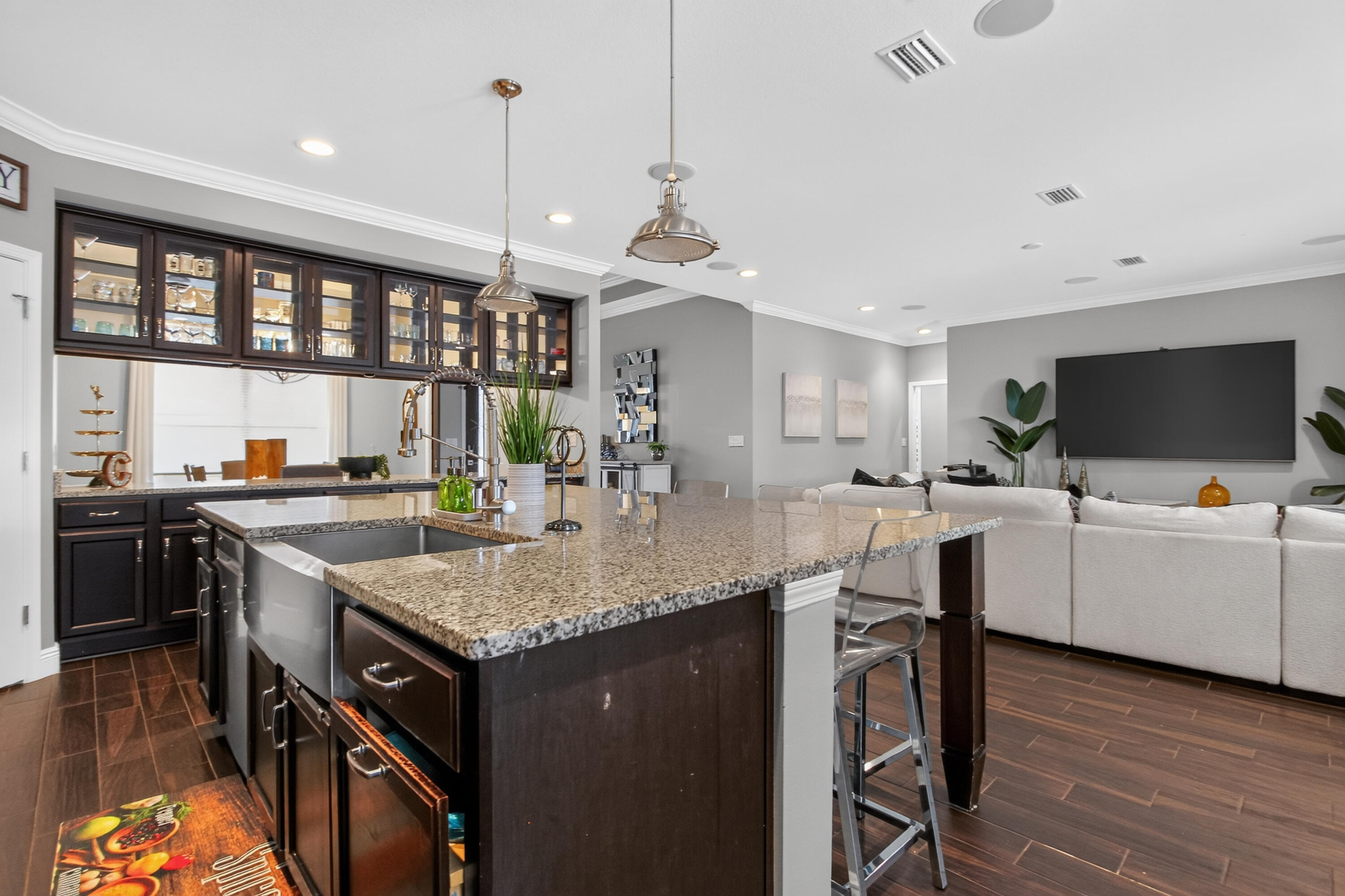5522 Frontier Drive