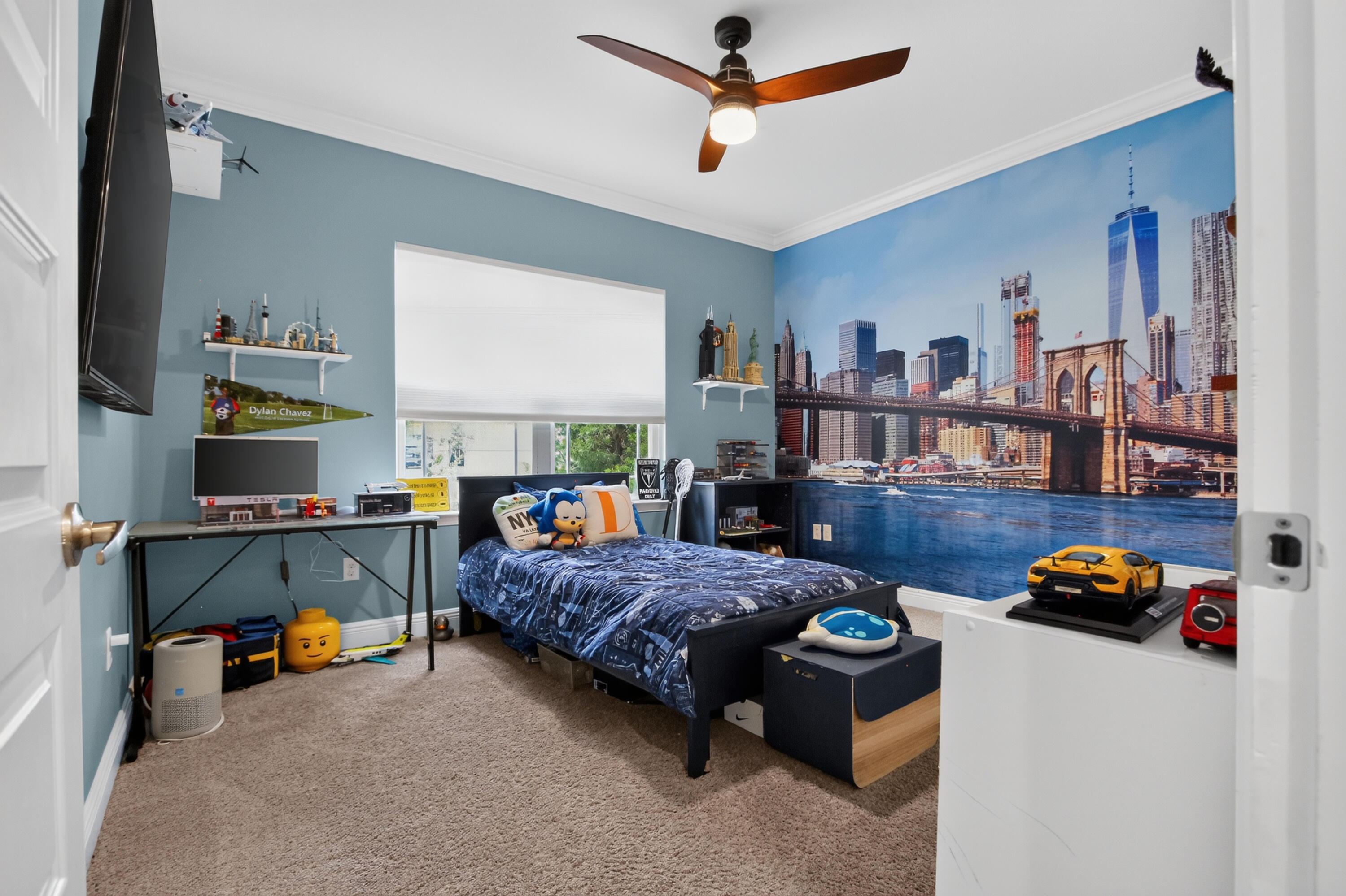 5522 Frontier Drive