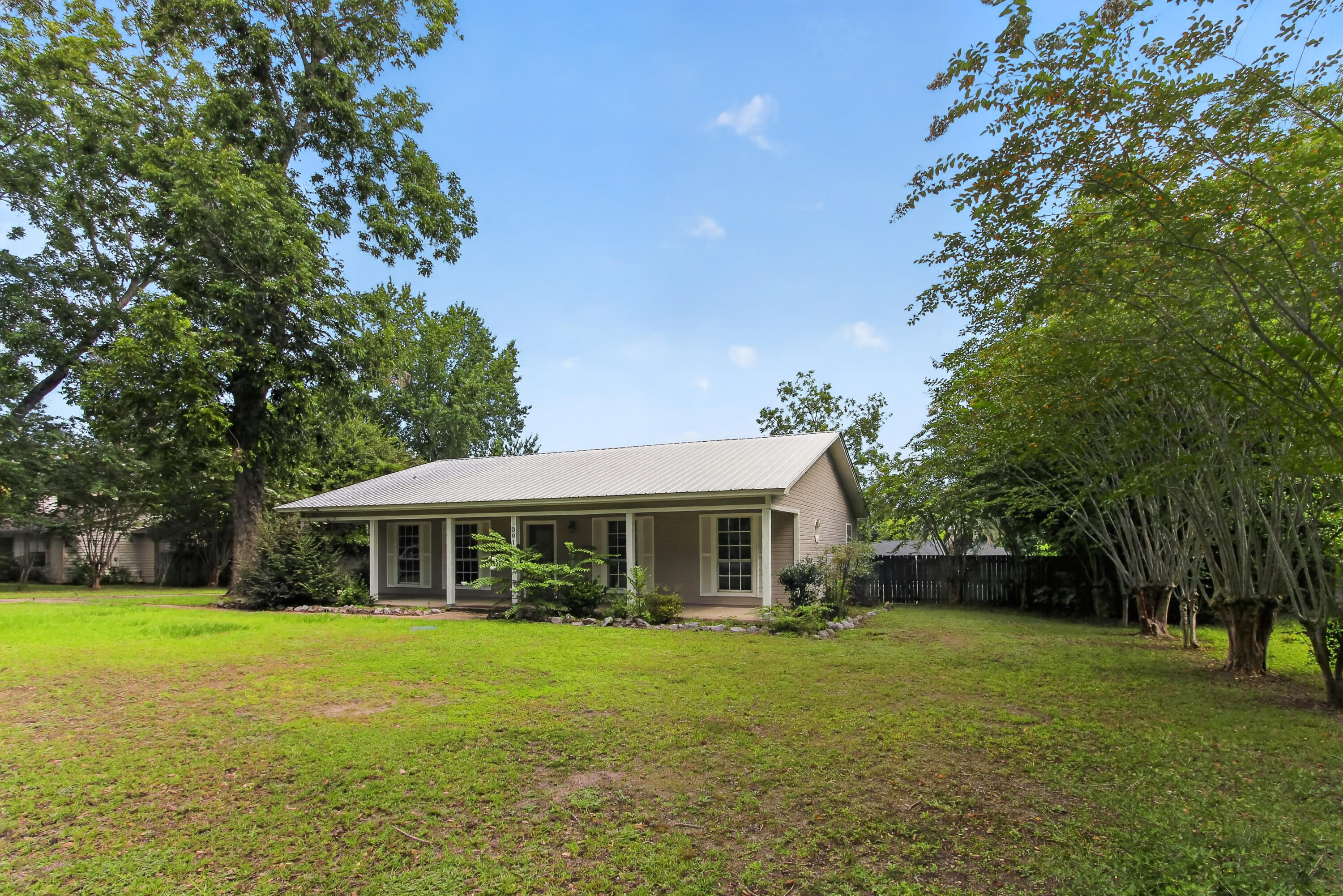 3017 Airport Road