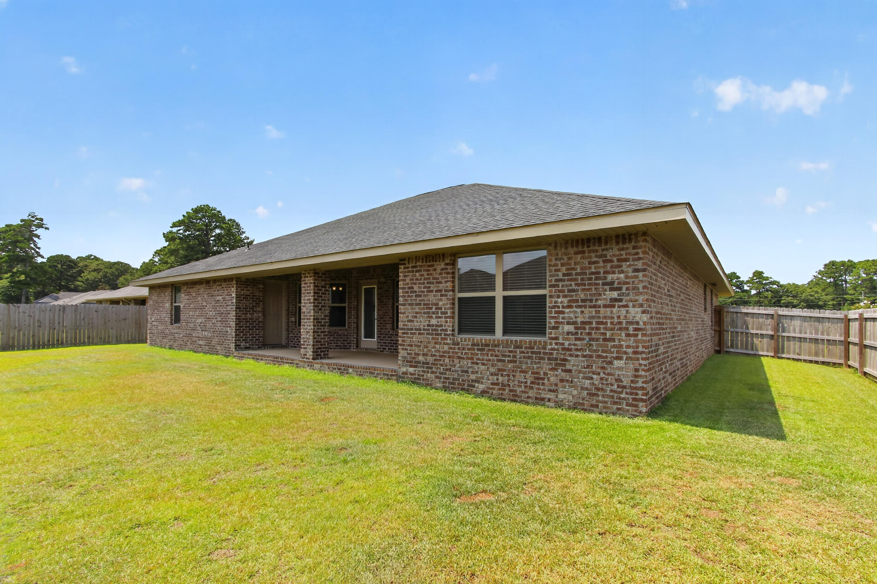 5823 Crestlake Drive