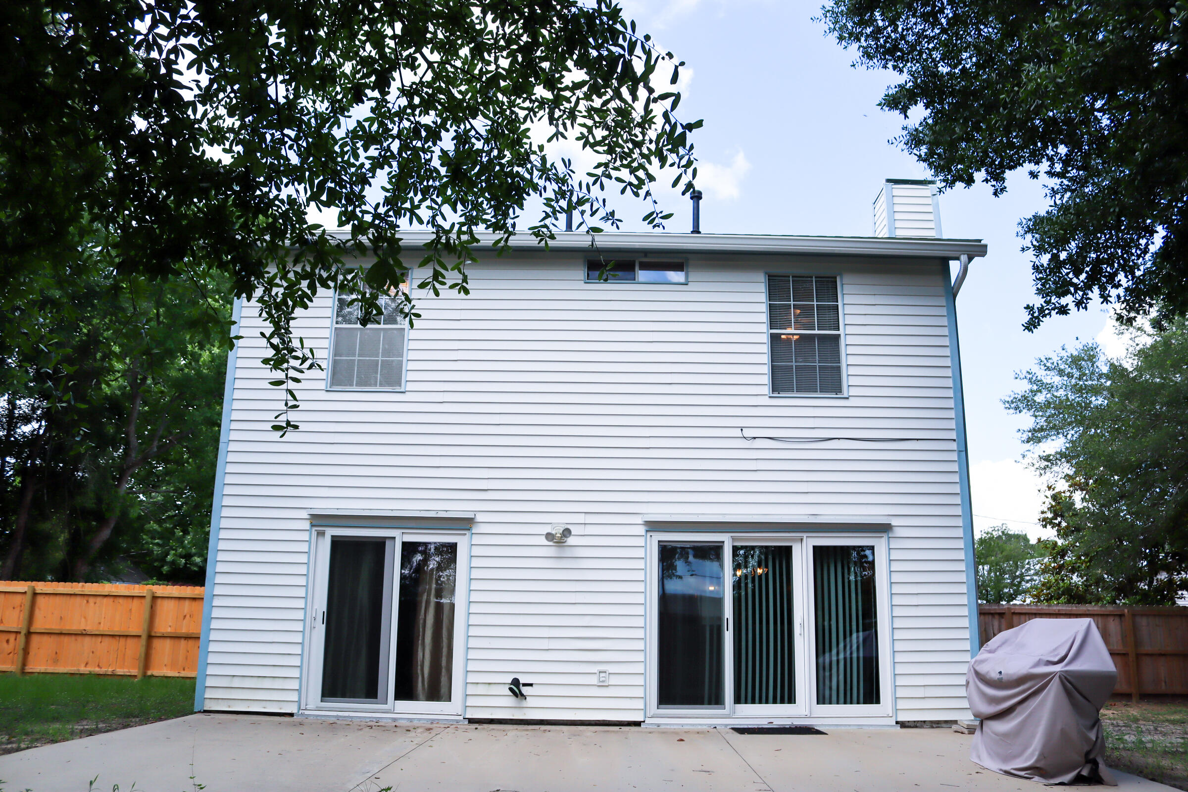 19 Holly Road