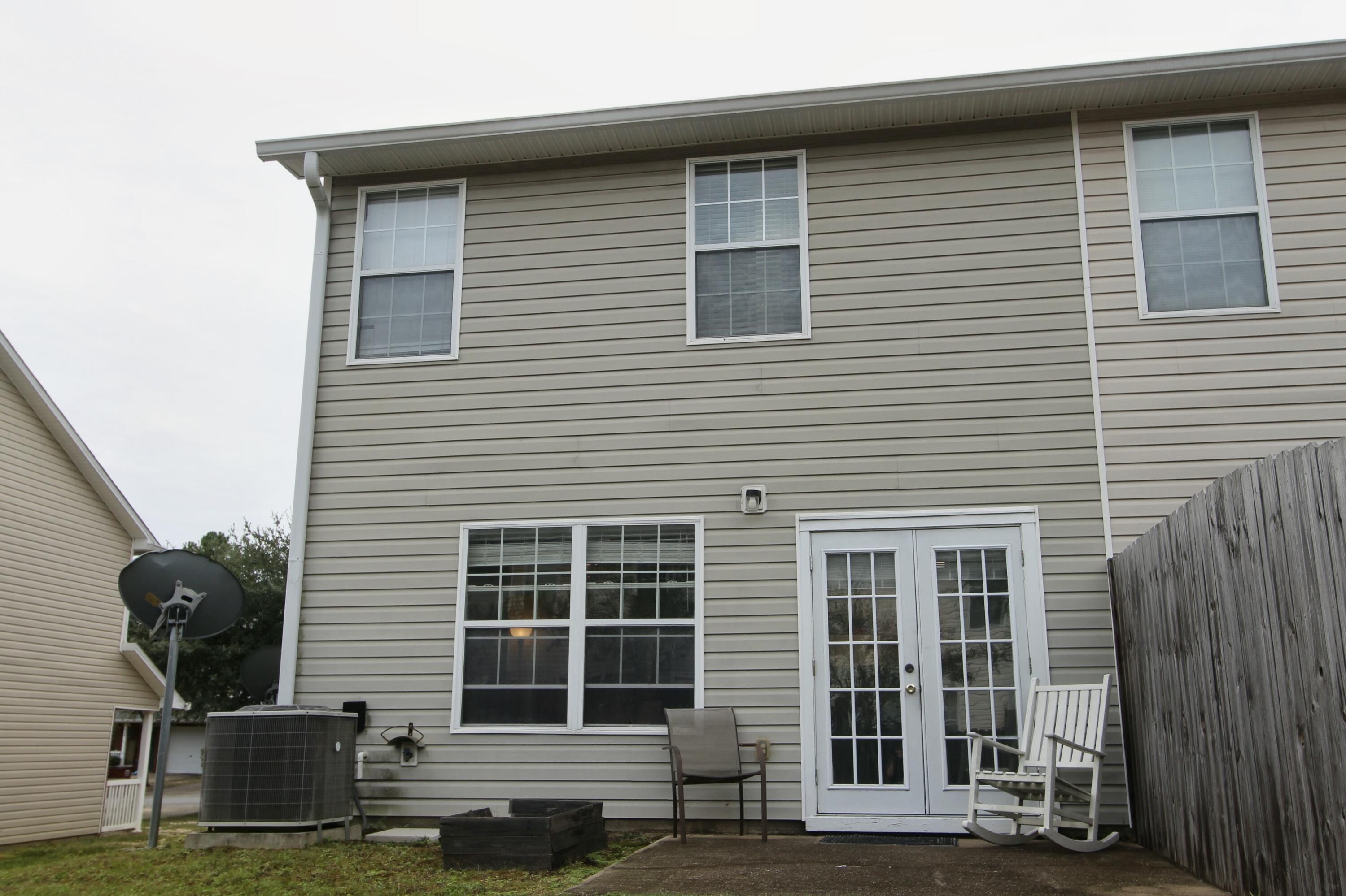 186 Swaying Pine Court
