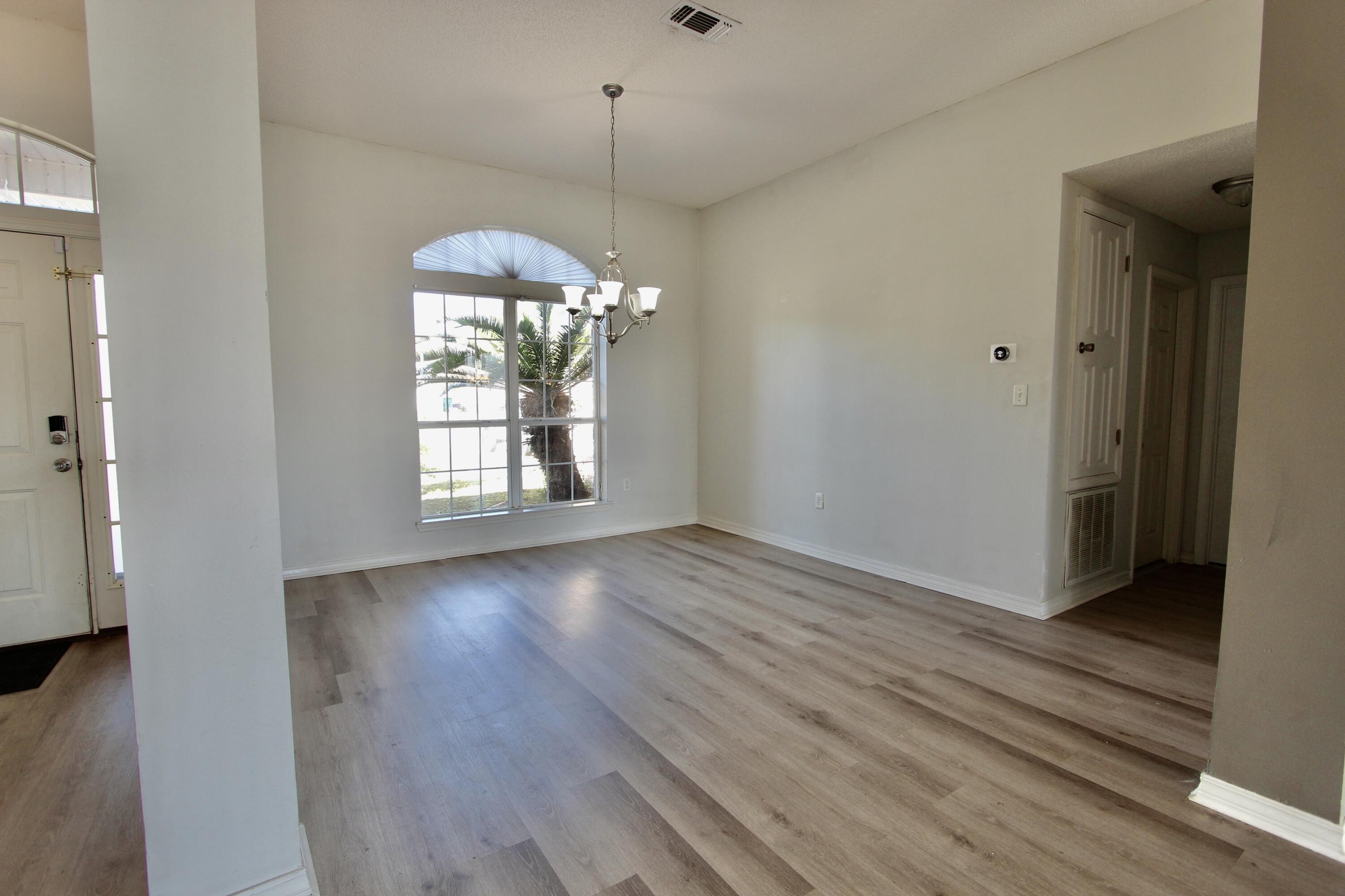 5624 North Brook Drive