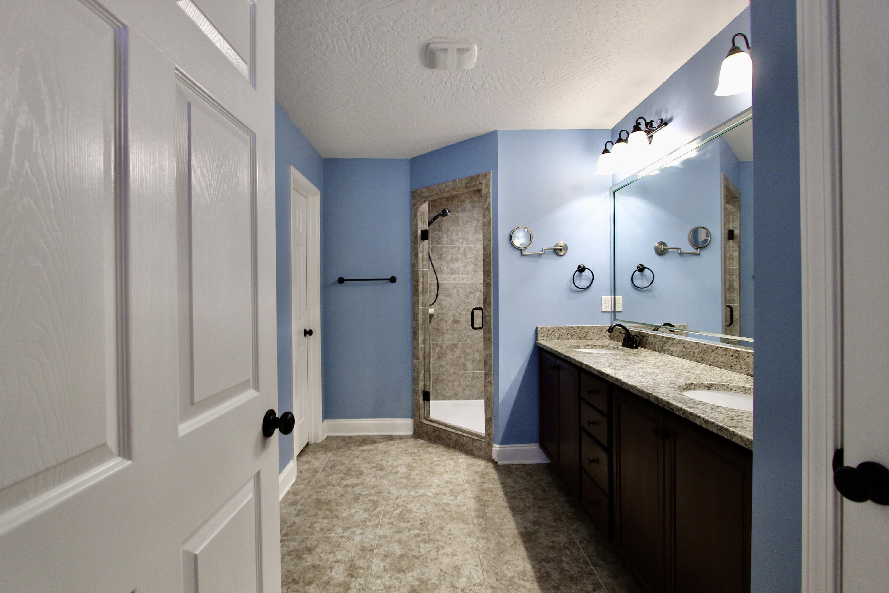 2200 Palo Alto Street