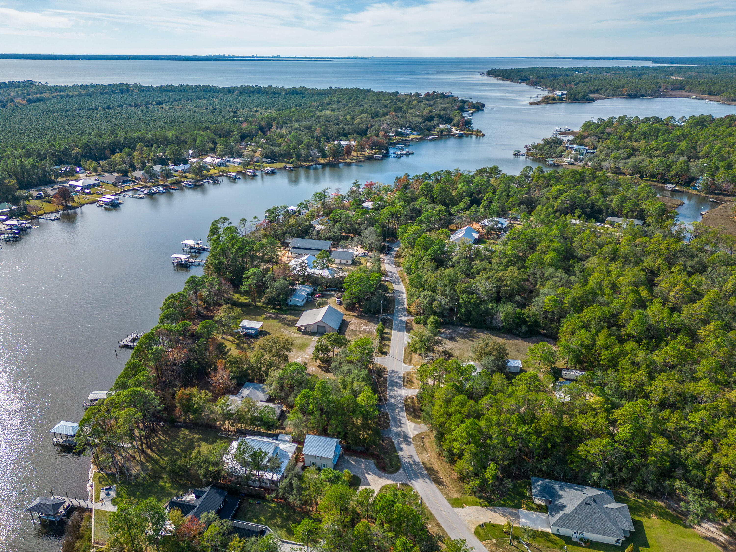 103 W Bayou Forest Drive