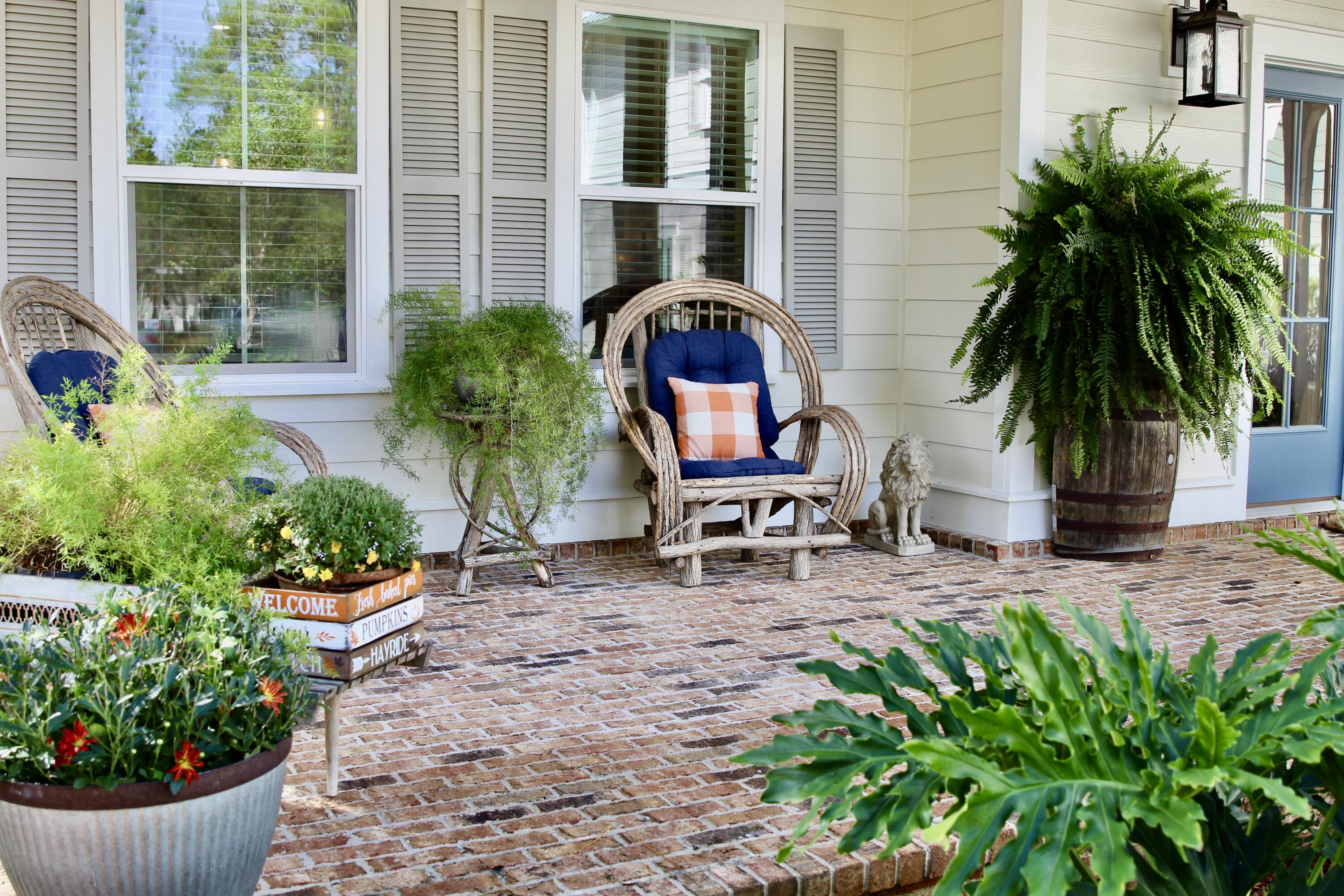 103 W Bayou Forest Drive