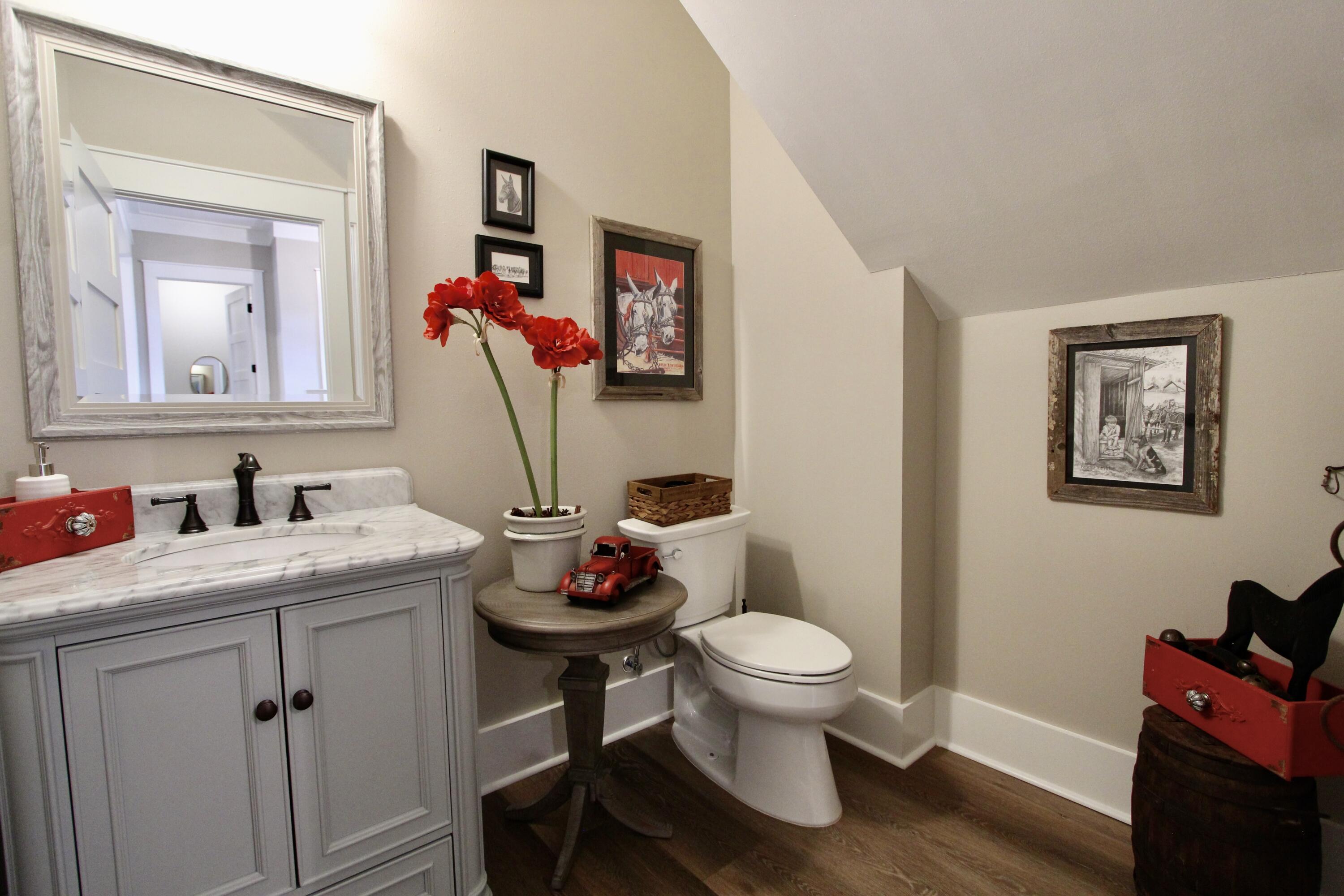 103 W Bayou Forest Drive